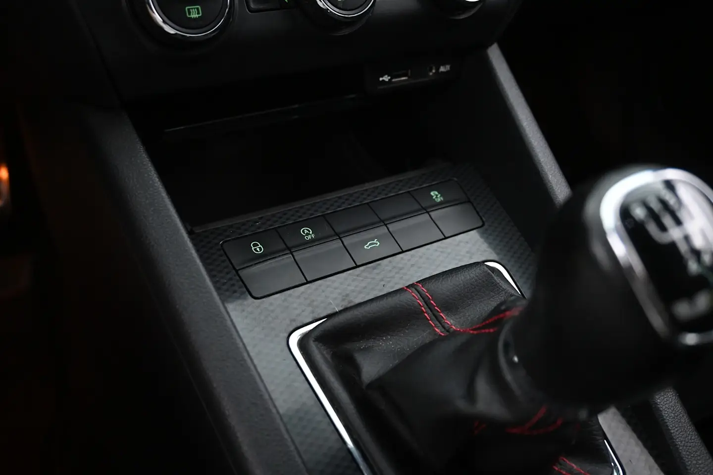 Car Image - 1T04xKyhGlU4G5fKkyKphJ