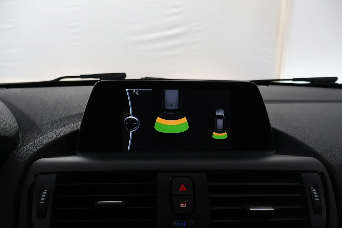 Car Image - 32qFBIEd9GA4Ijrslvq4Mk