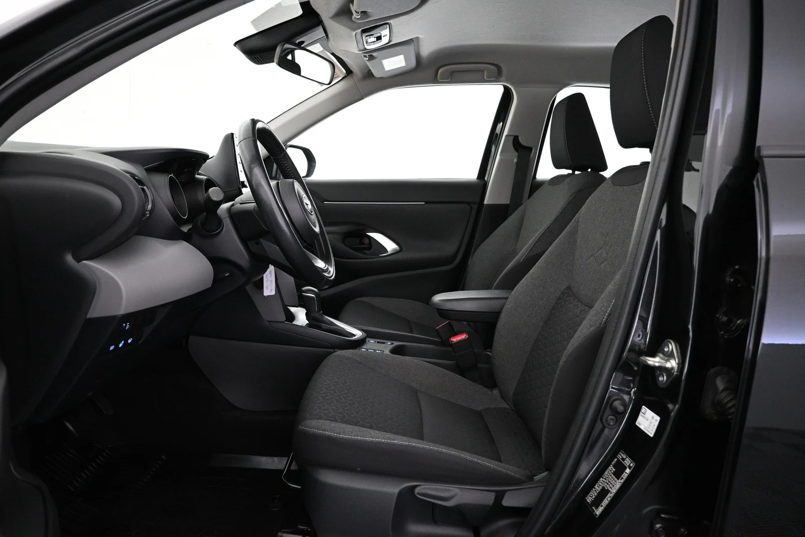 Car Image - 235K66luev6yEHsB1lfFwJ
