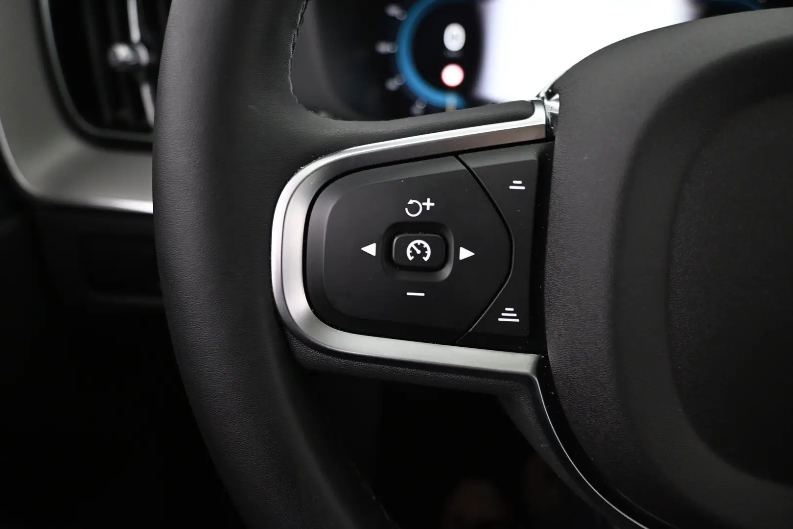 Car Image - 2KgnqURdTeaZO94VLcQbz0