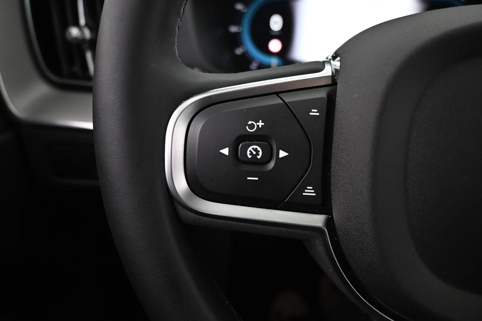 Car Image - 2KgnqURdTeaZO94VLcQbz0