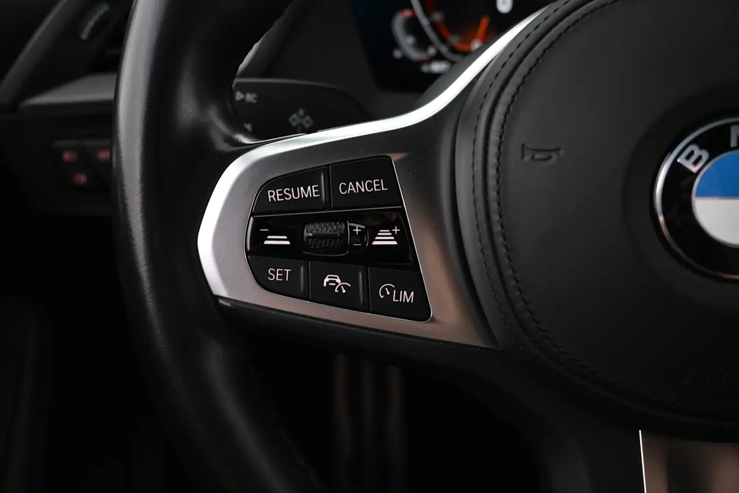 Car Image - 3cjM8sbgLXlZoz8ihgNAju