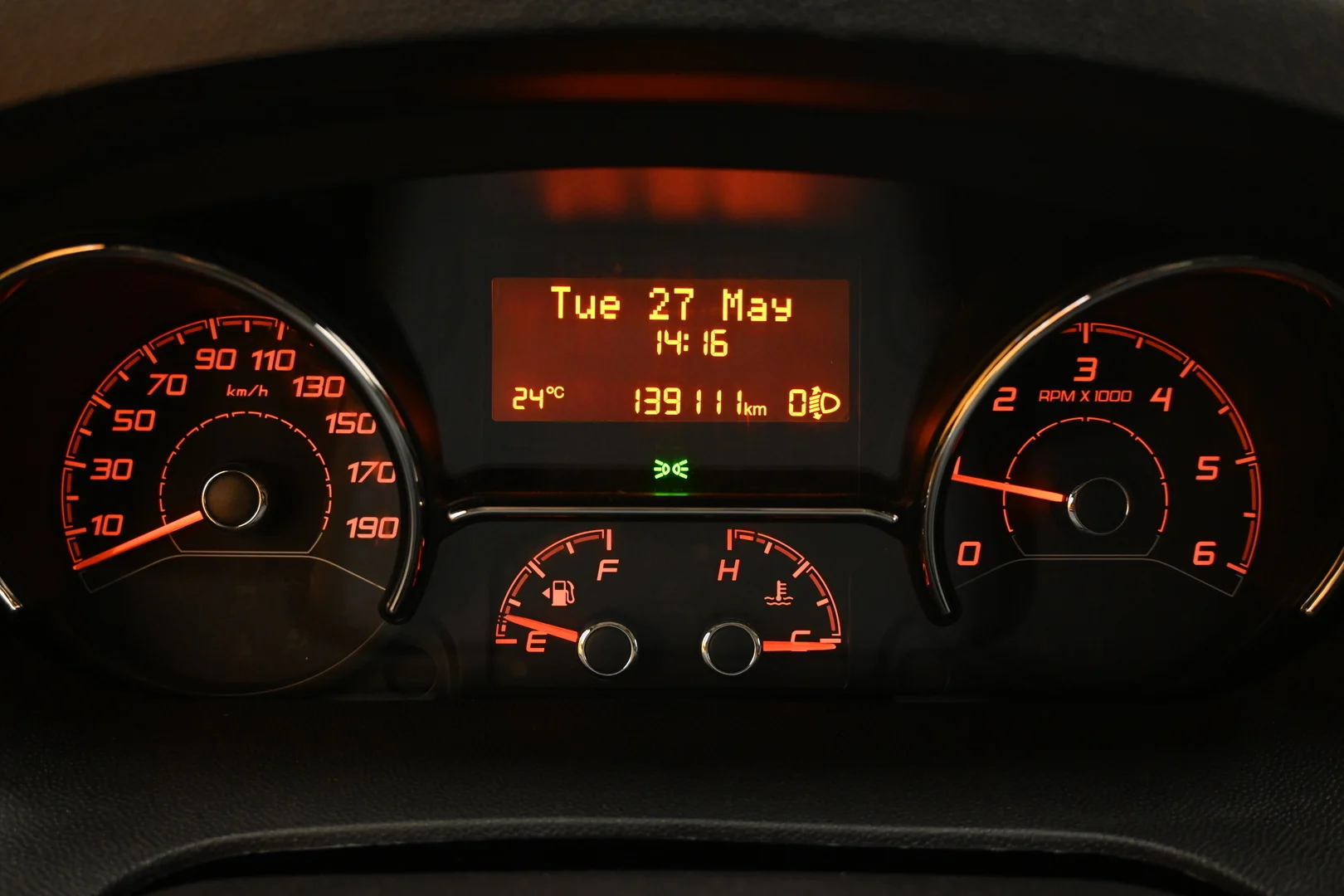 Car Image - 6jAIzXq00DfMlUkCnuwb3I