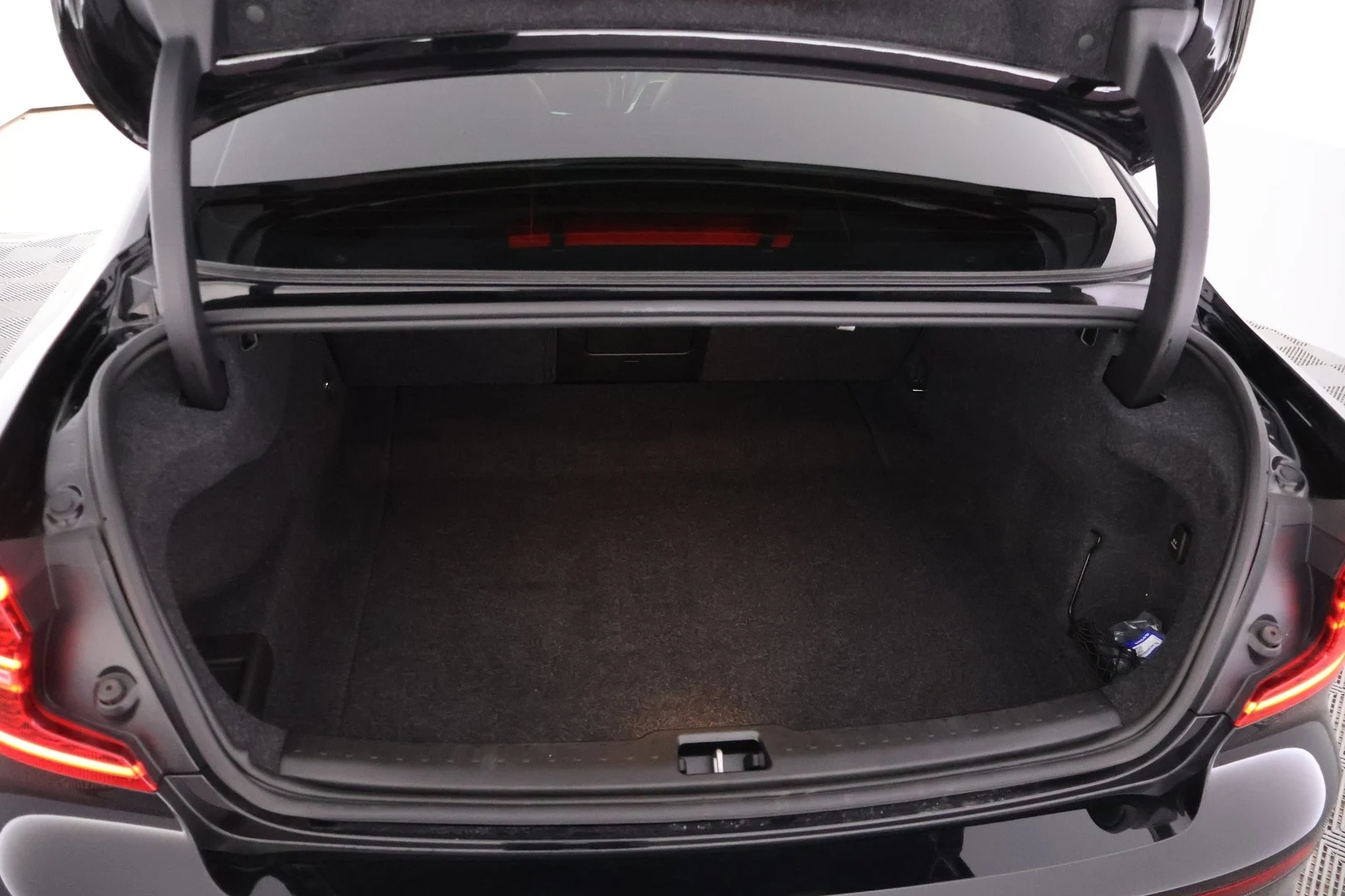 Car Image - 1Fpq9bJEU2MzFkSznXvD6h