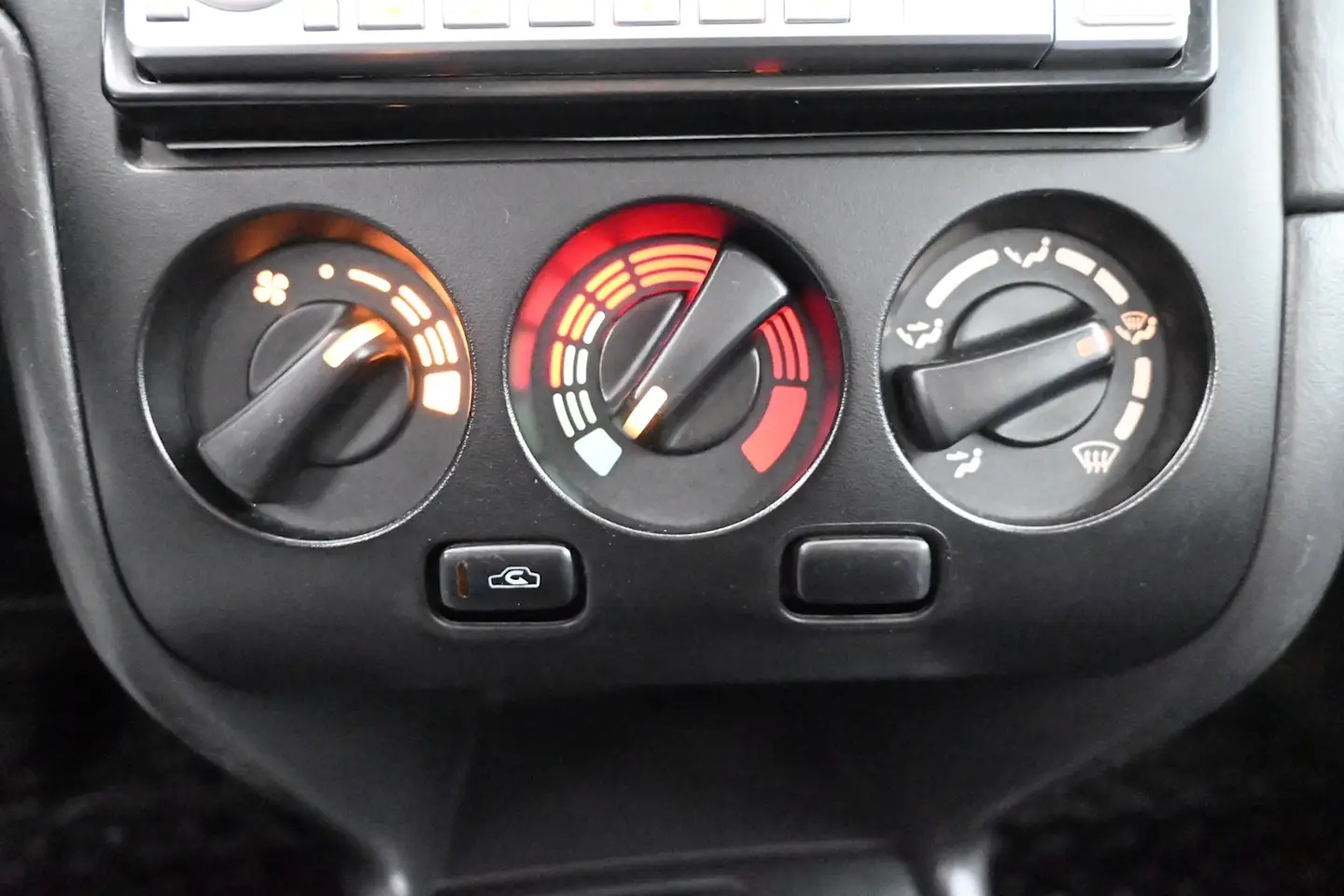 Car Image - 4r2YSeIdhyk2aRUjBtnbMI