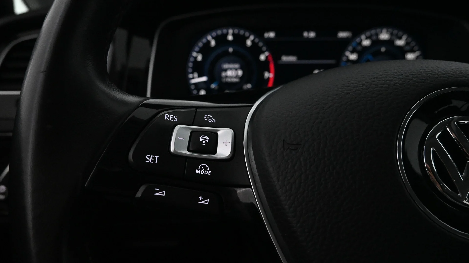 Car Image - 48p9ATN0heqTfn6tgz0IJI