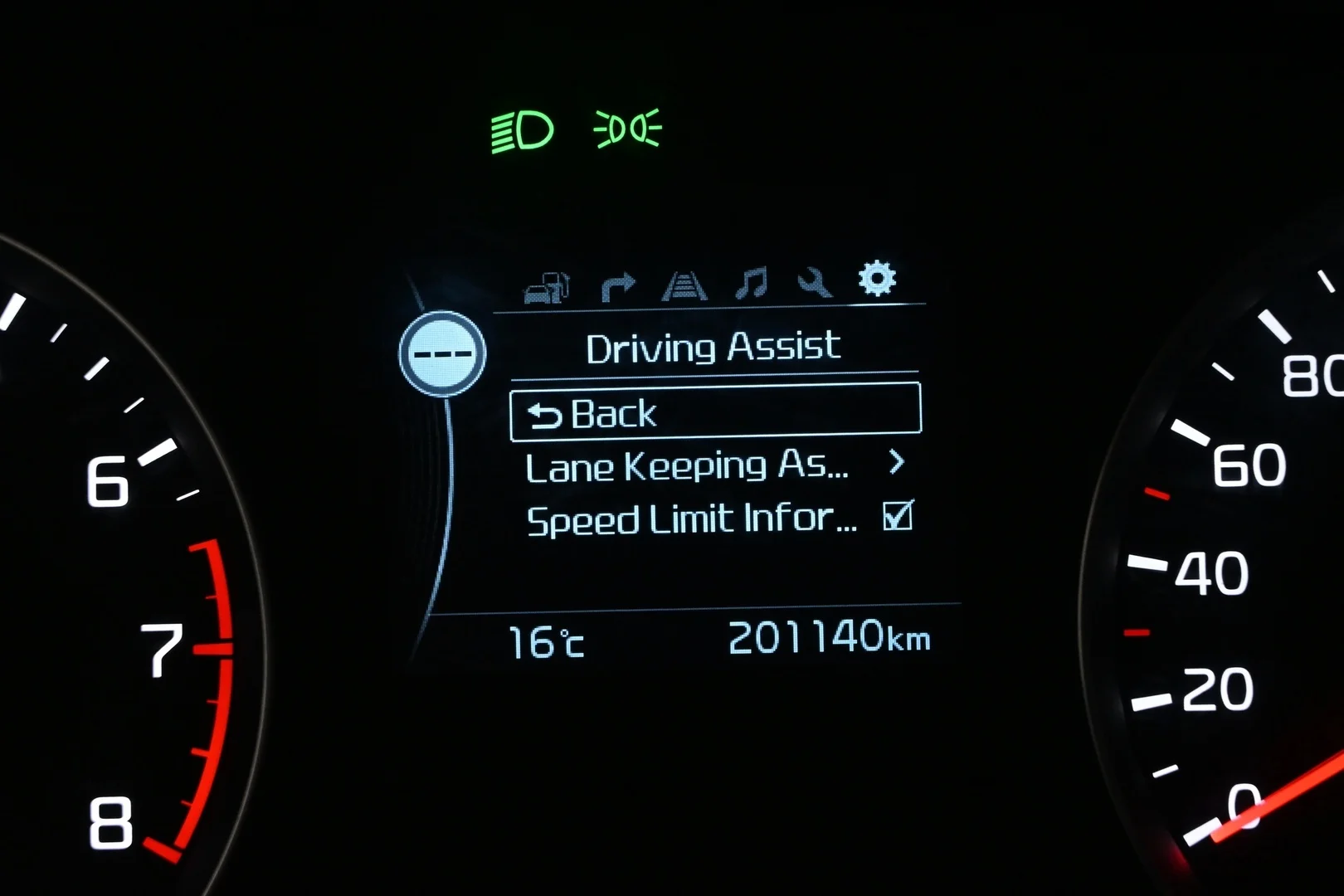 Car Image - 2x9zFfzfn5lFY9dka48wVq