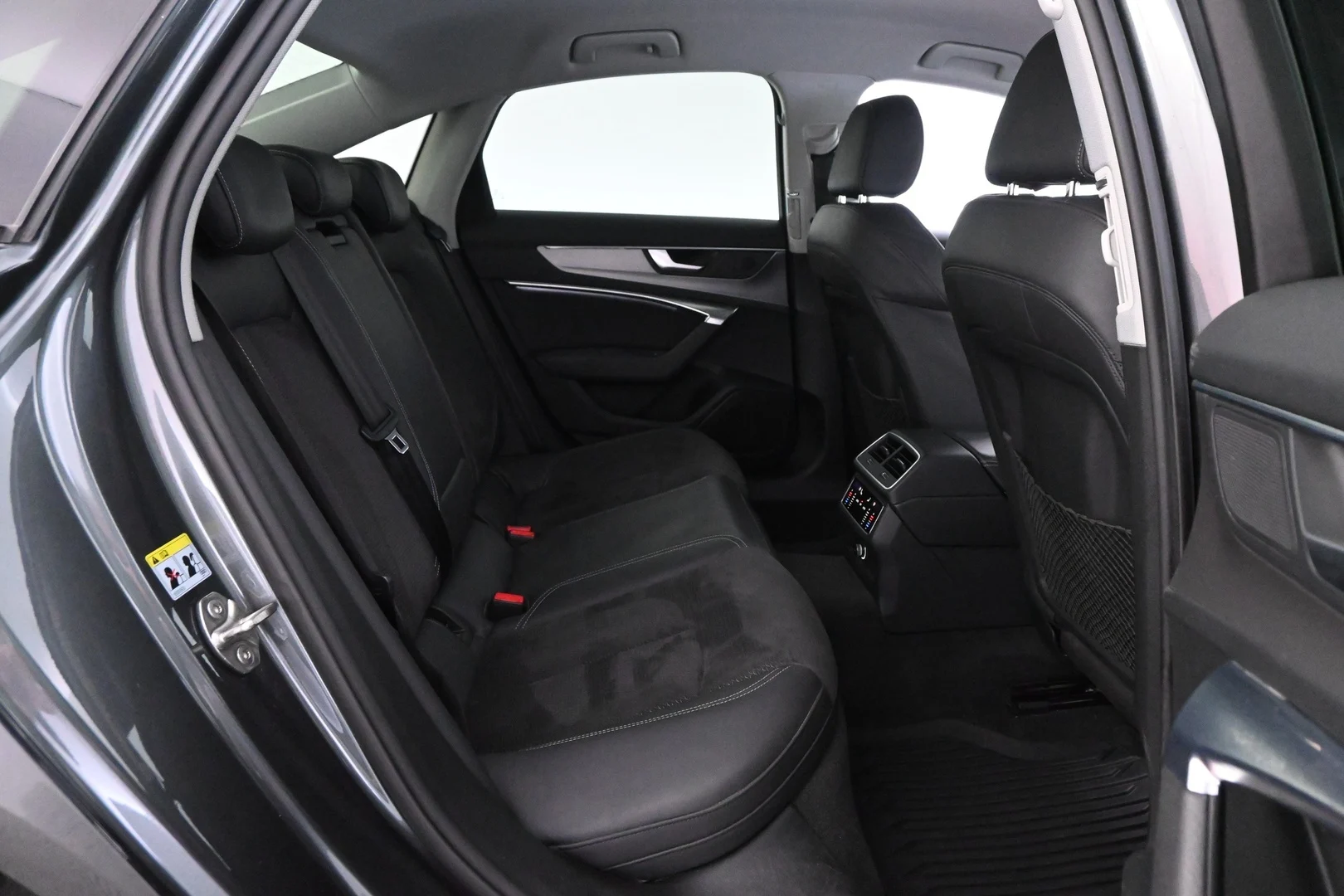 Car Image - 6IKm2cX4jybm5u0HHEFy8t
