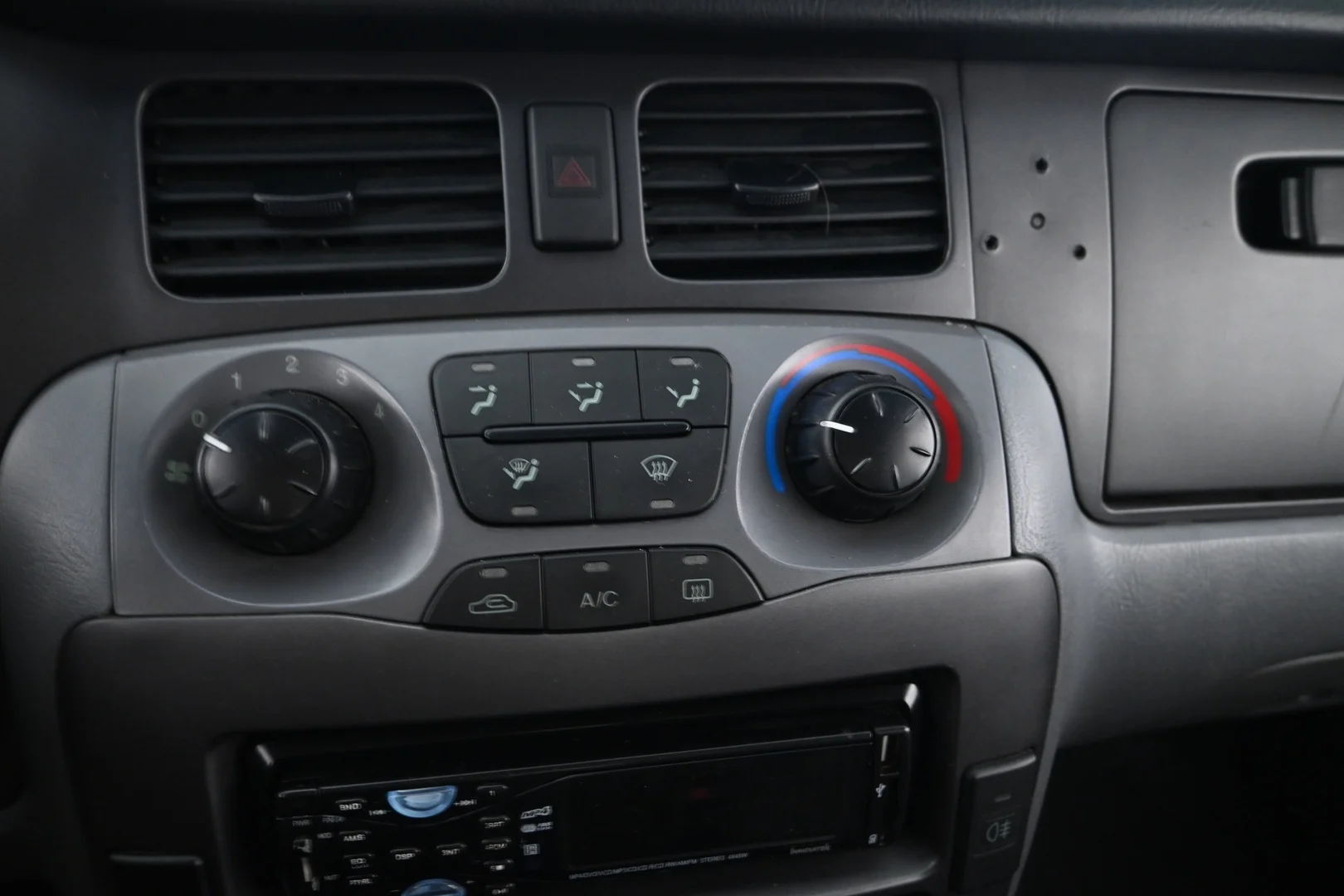 Car Image - 7g68A92G93xPAyL1Zm2DKQ
