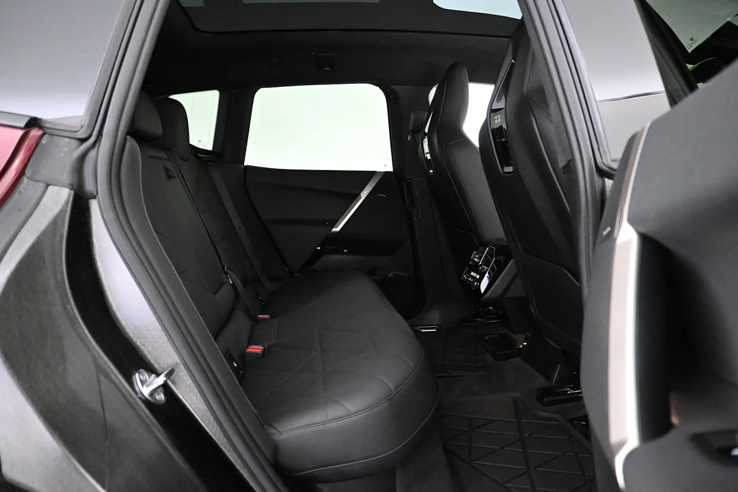 Car Image - 2IIB5GJQxsXedYSs4YZgZT