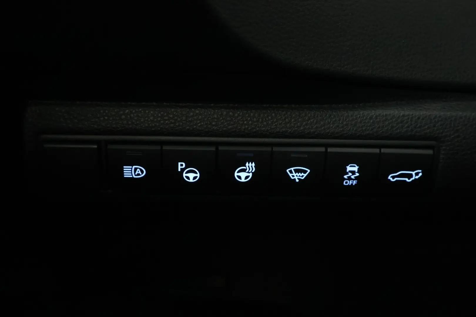 Car Image - 3qhy3S5HtXgDUJfvUgL5z3