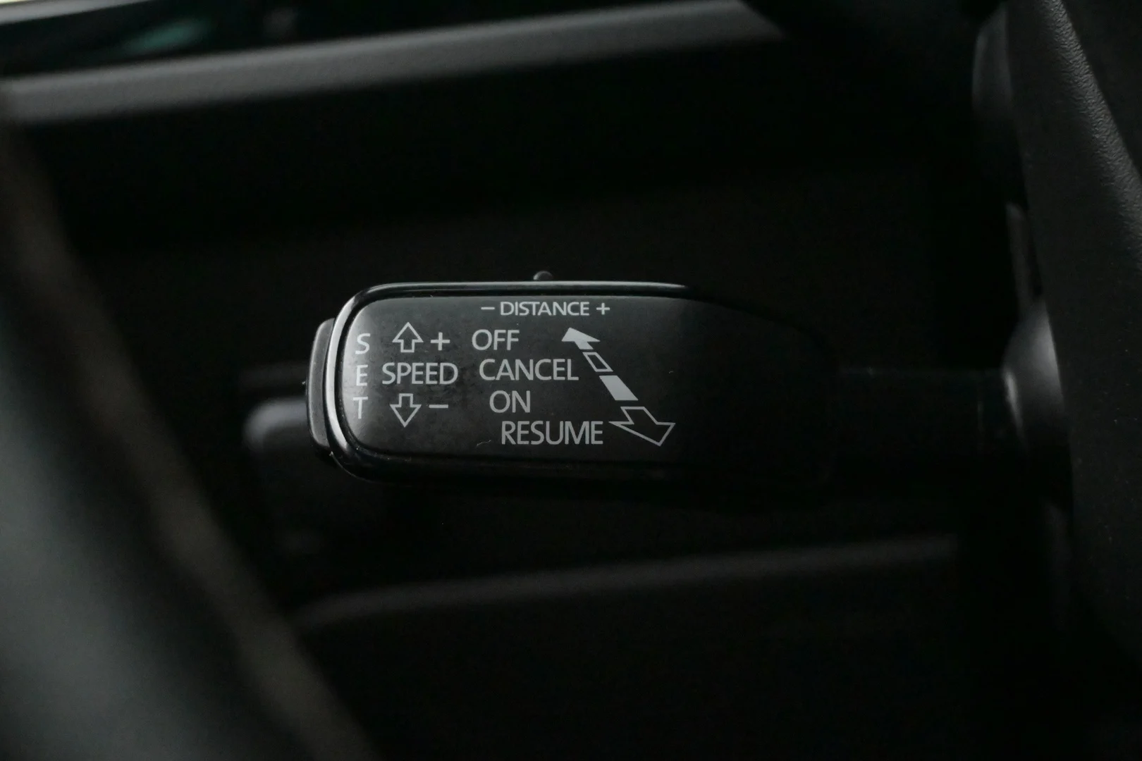 Car Image - 1A2q8cknooMr80zCco6LX3