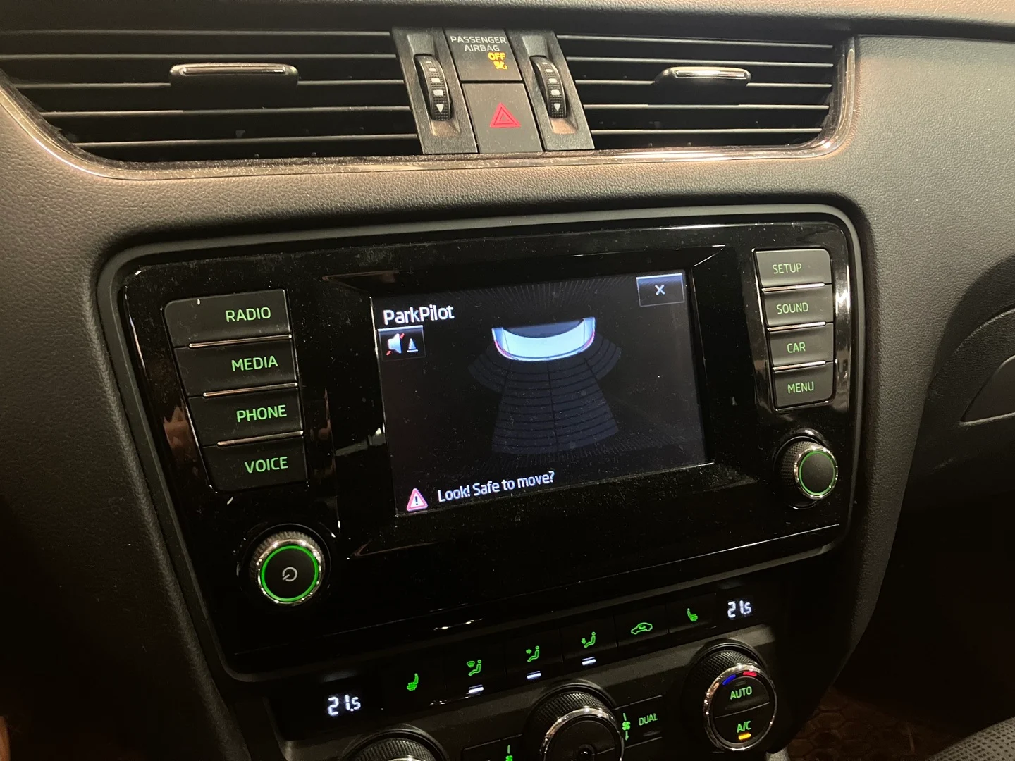 Car Image - 6UzHSvDMTun80Tiy4eToDN