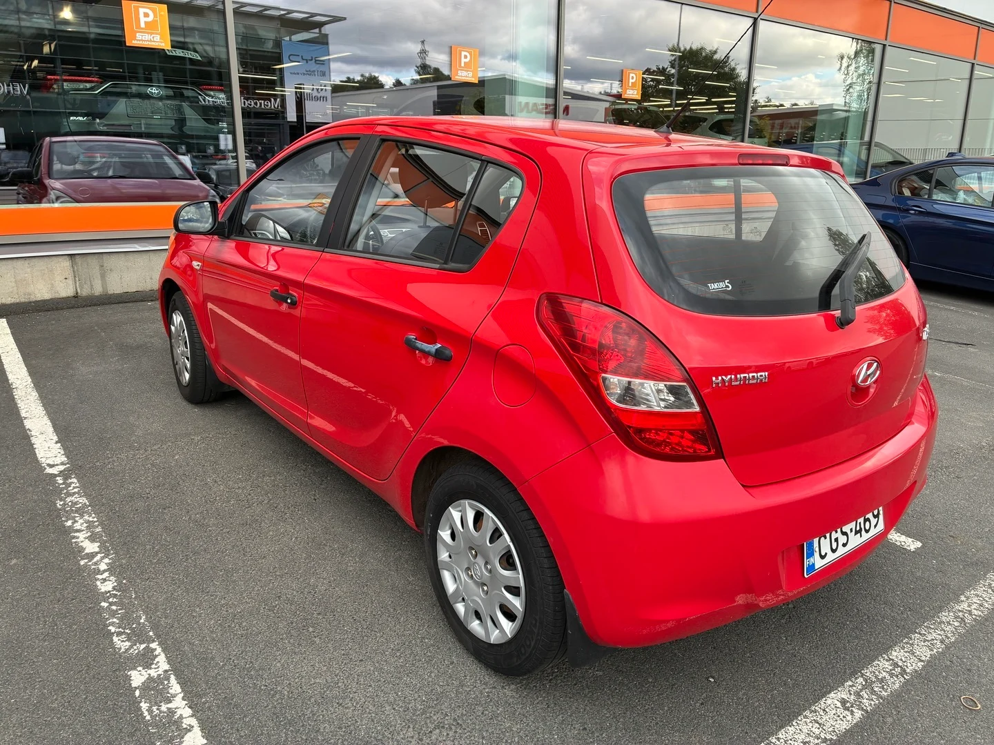 Car Image - 2xS2oCggN8YDqlQp6TMDT7