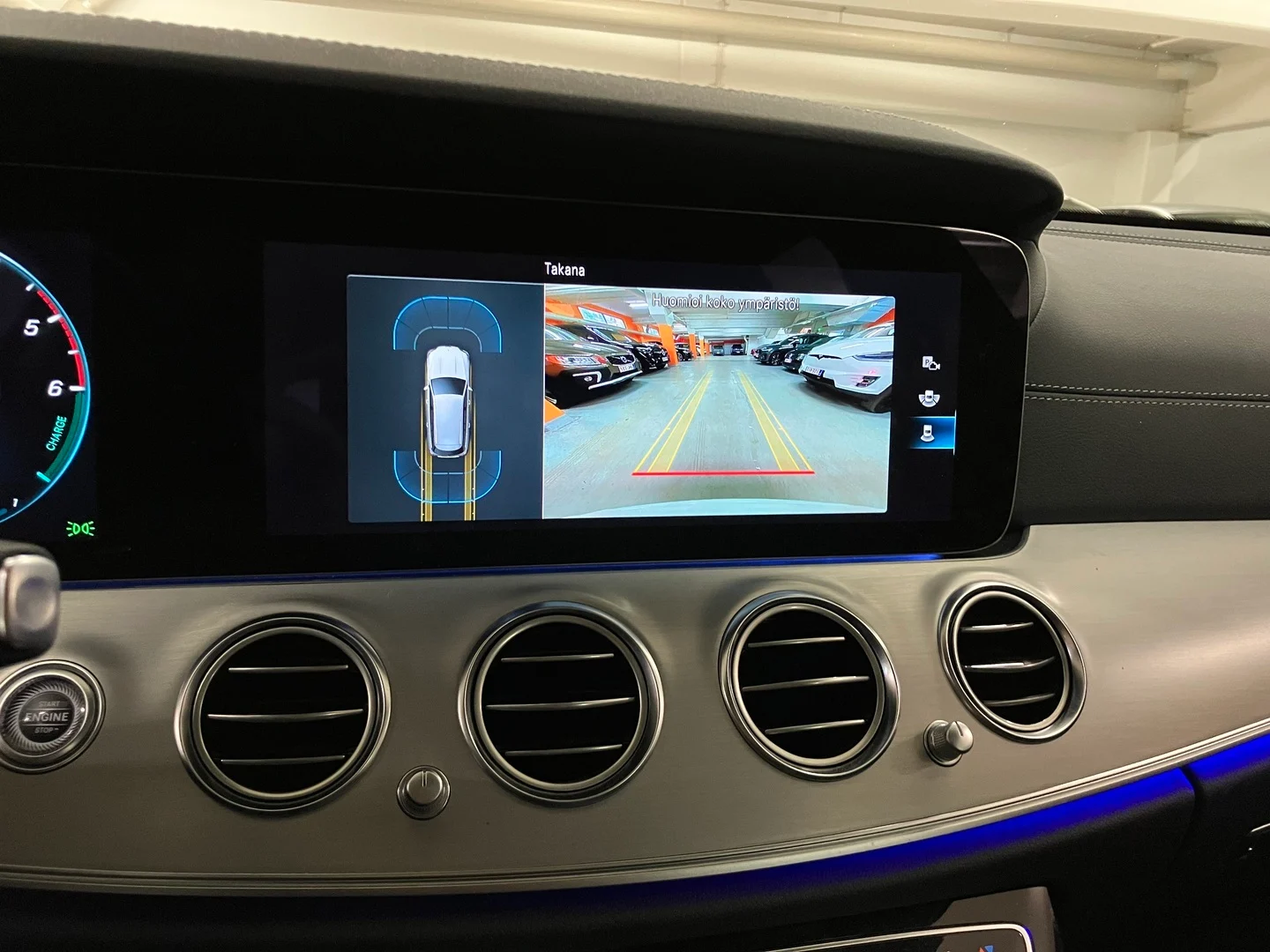 Car Image - 42P0MiZ3lNhNdKOLF01VMc