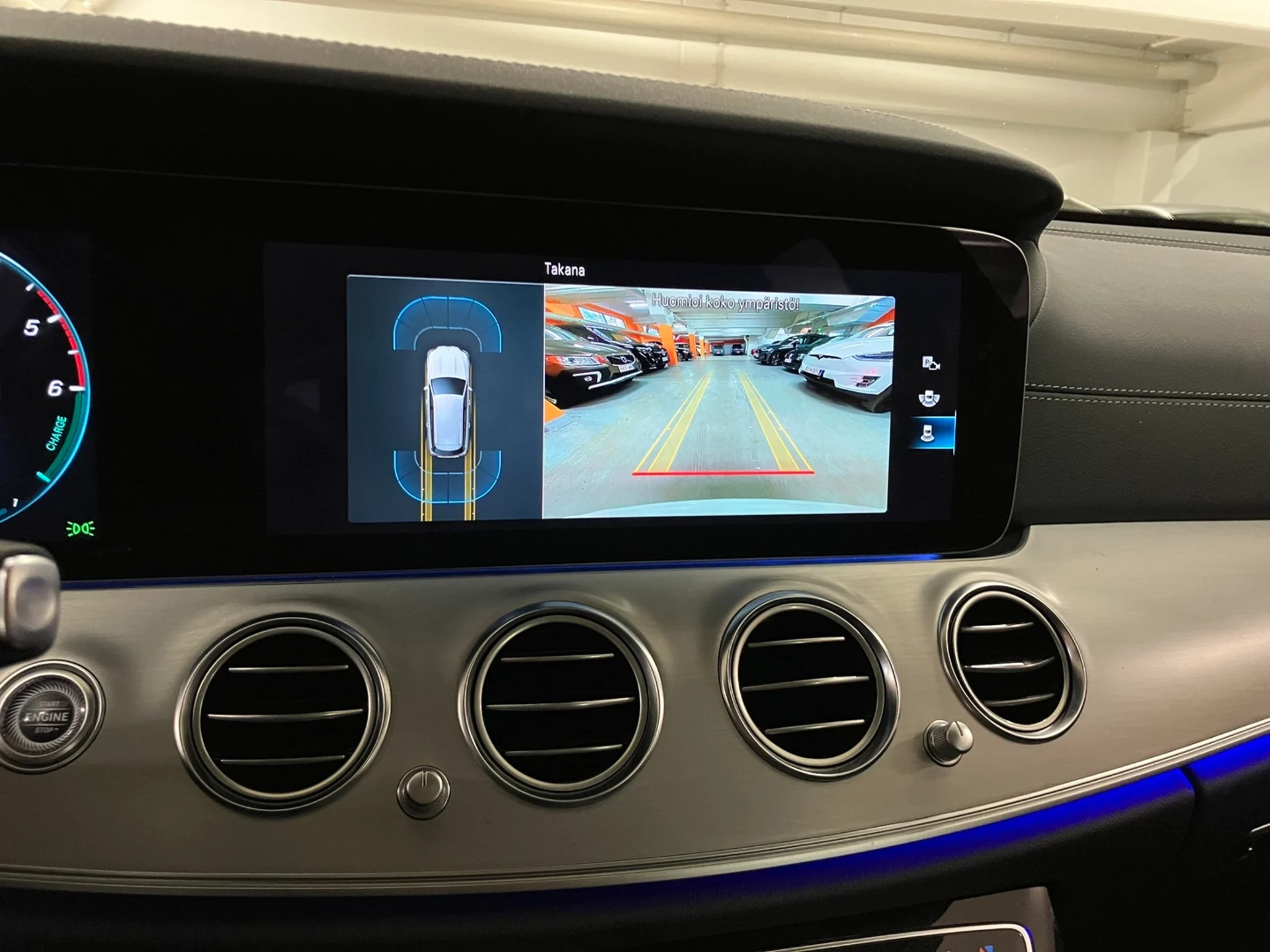 Car Image - 42P0MiZ3lNhNdKOLF01VMc