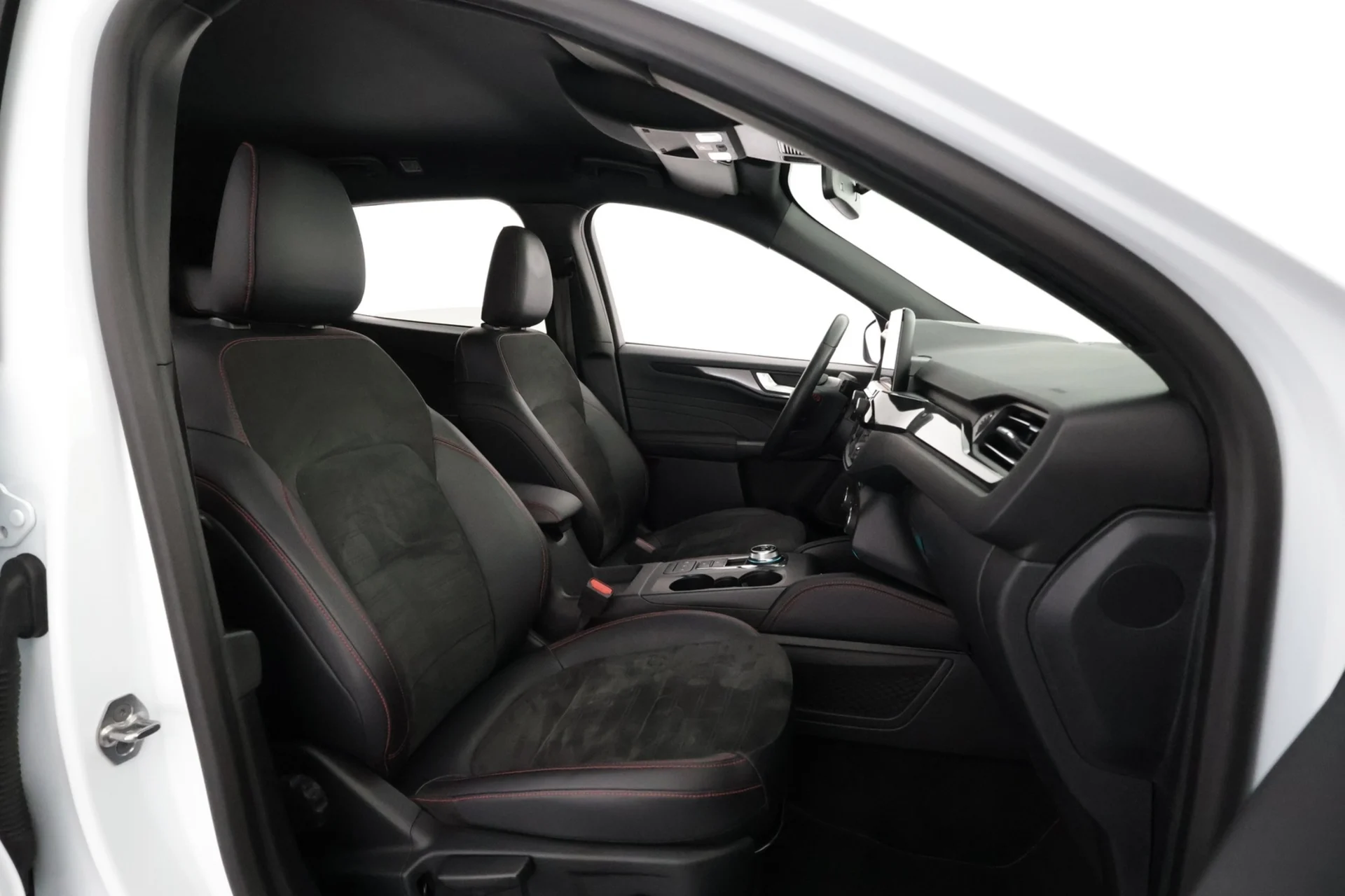 Car Image - nwjKle3aFqkyvXuLR9WzS