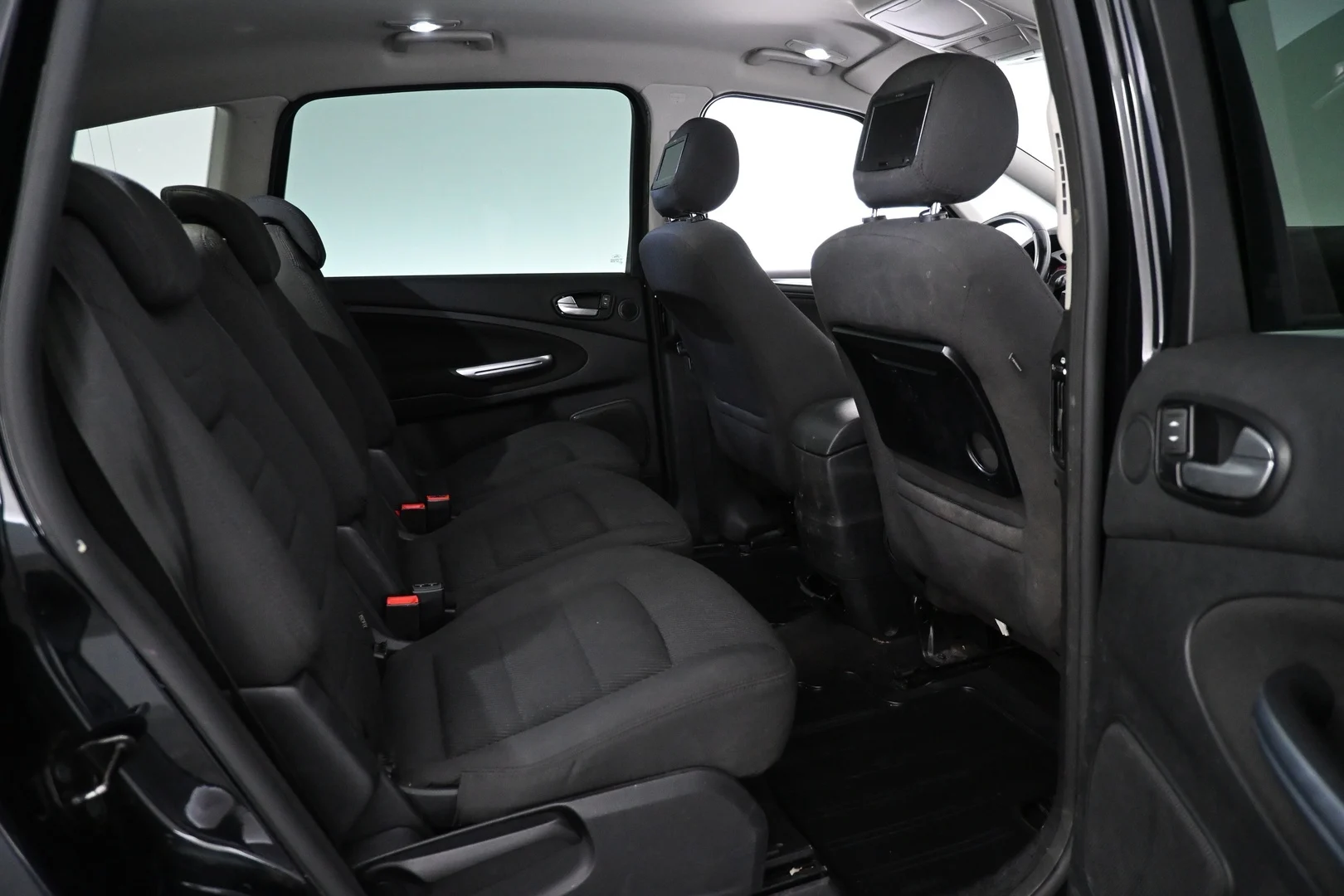 Car Image - 0j47KMCUyEObXx3jVf4Tu
