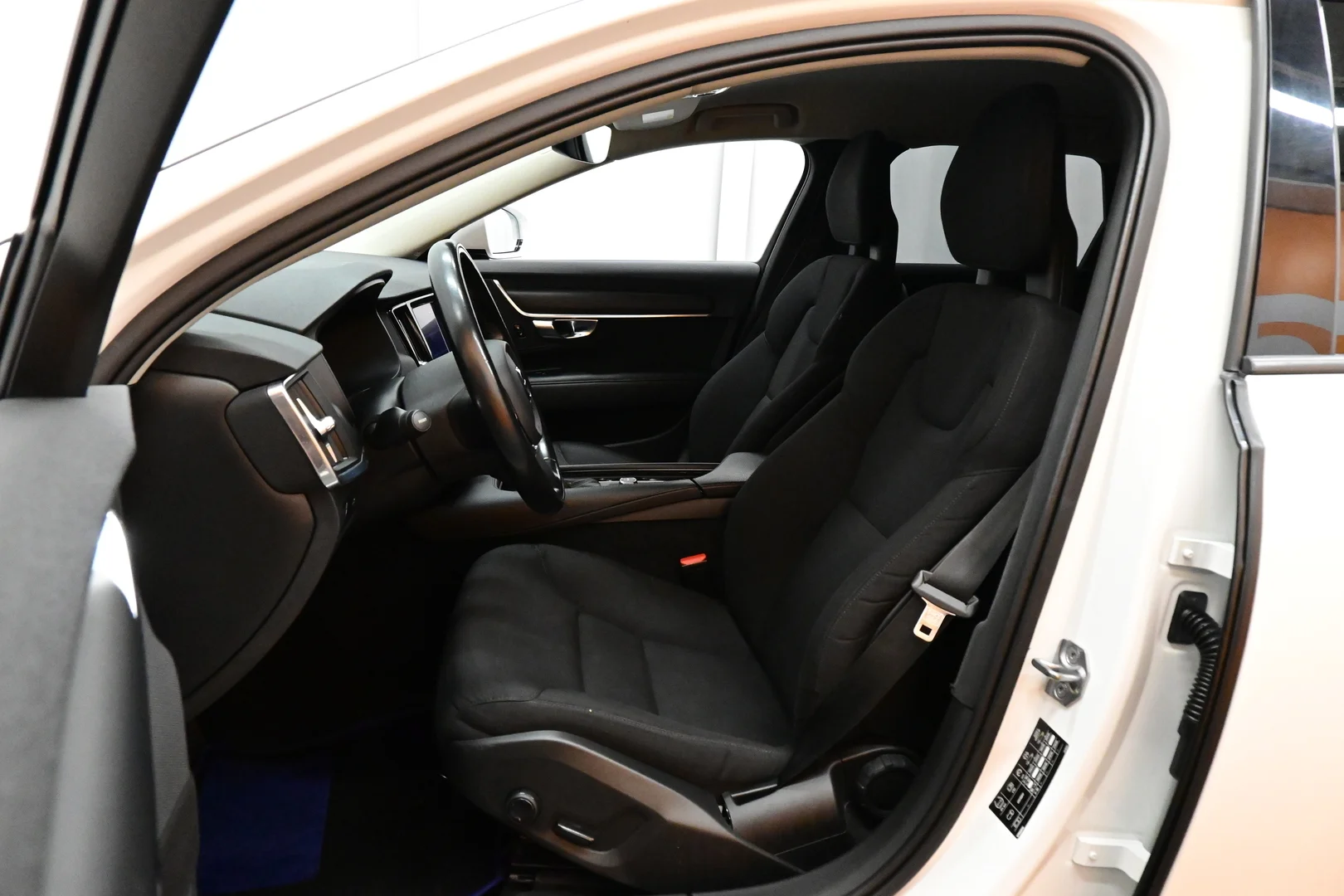 Car Image - 1hKVfHFJvpkeqM7J2w7Dgq