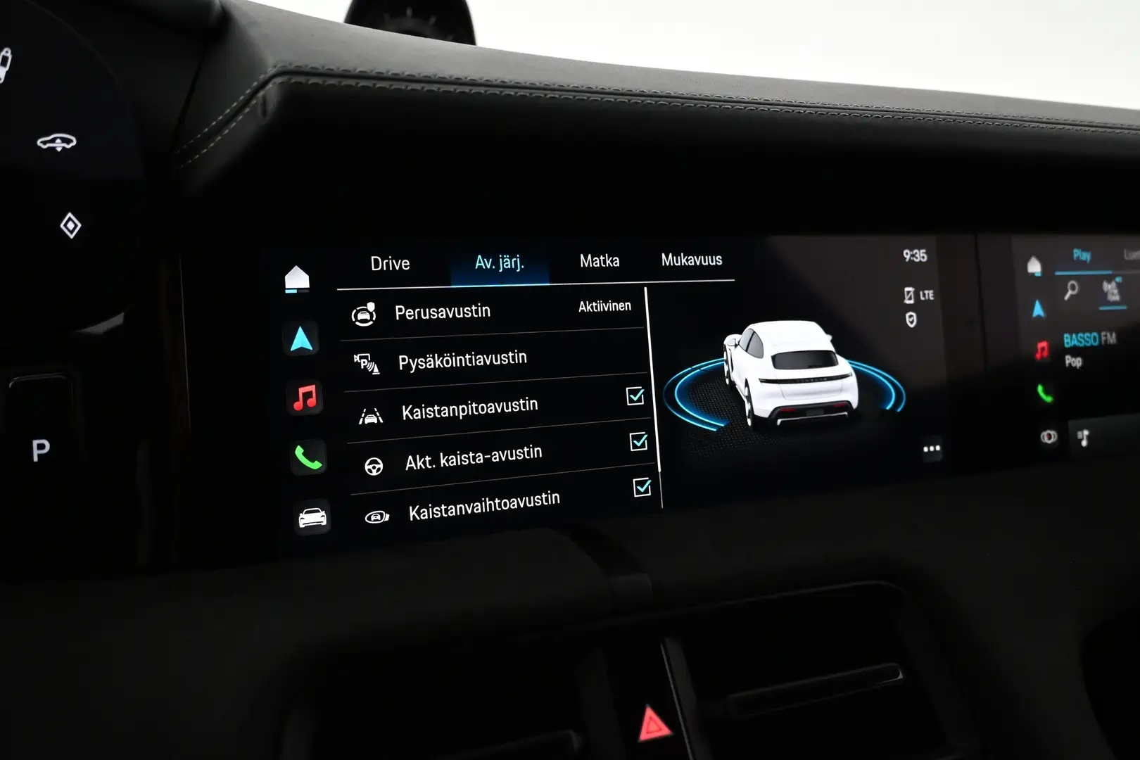 Car Image - 4W69zsXRGKb0MIkKd8bYUN
