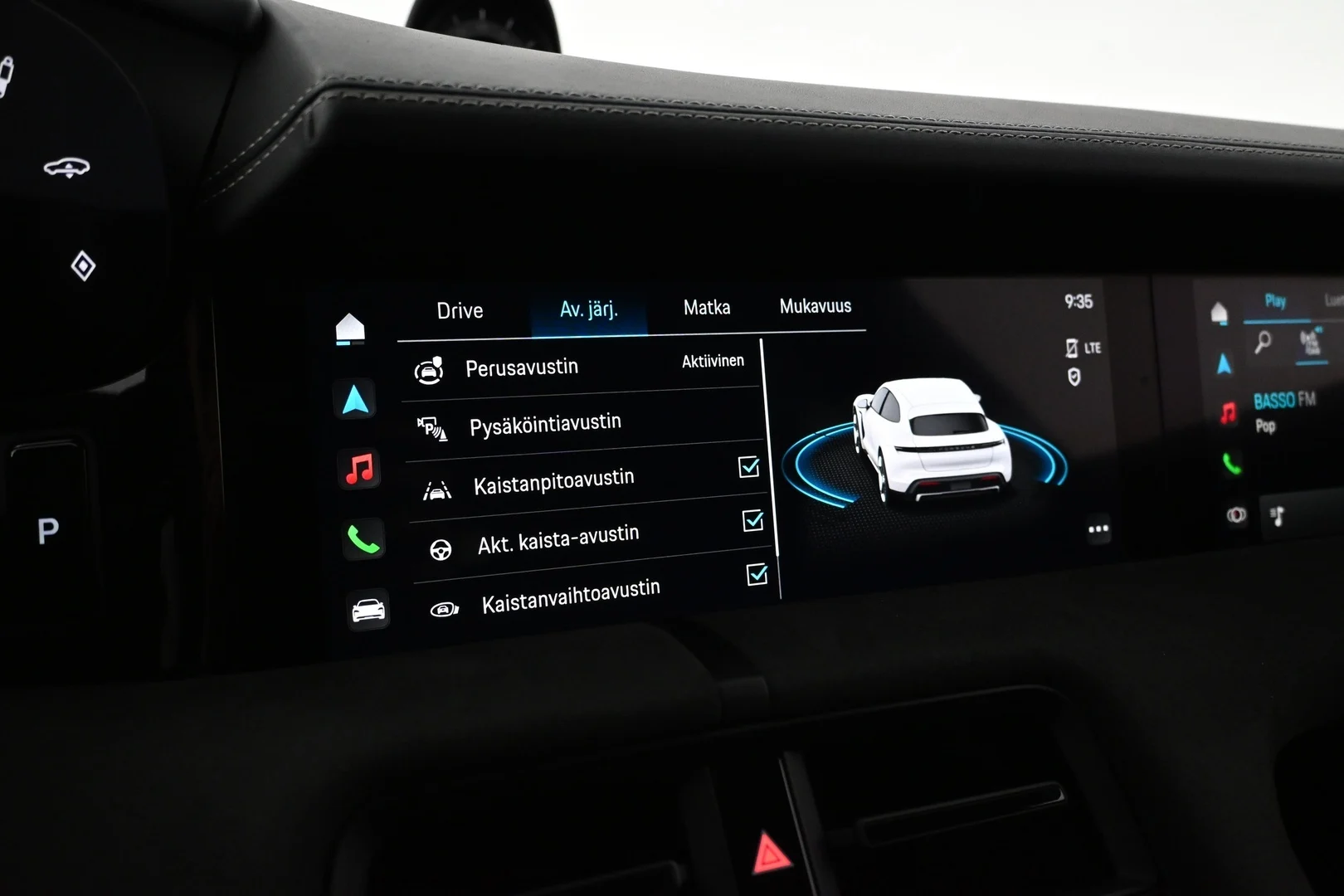 Car Image - 4W69zsXRGKb0MIkKd8bYUN
