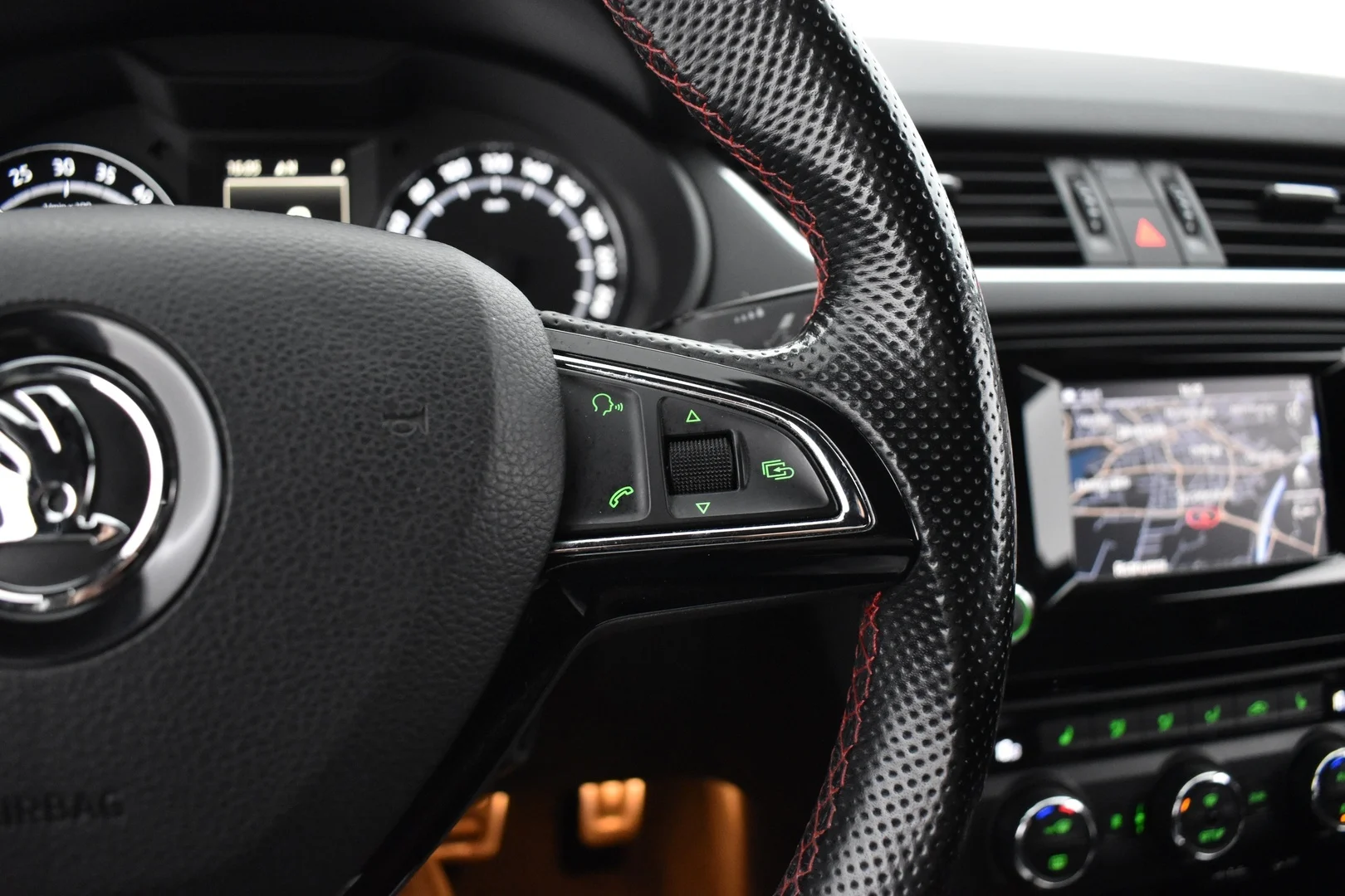 Car Image - Q1Jq1CgJvllS8f19PlcHT