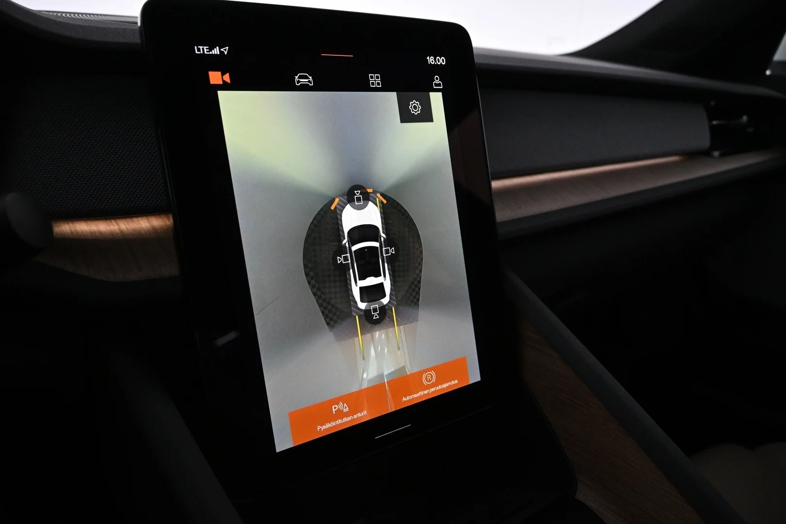 Car Image - 2vcwRA3WHmbOmgCN8Ns36M