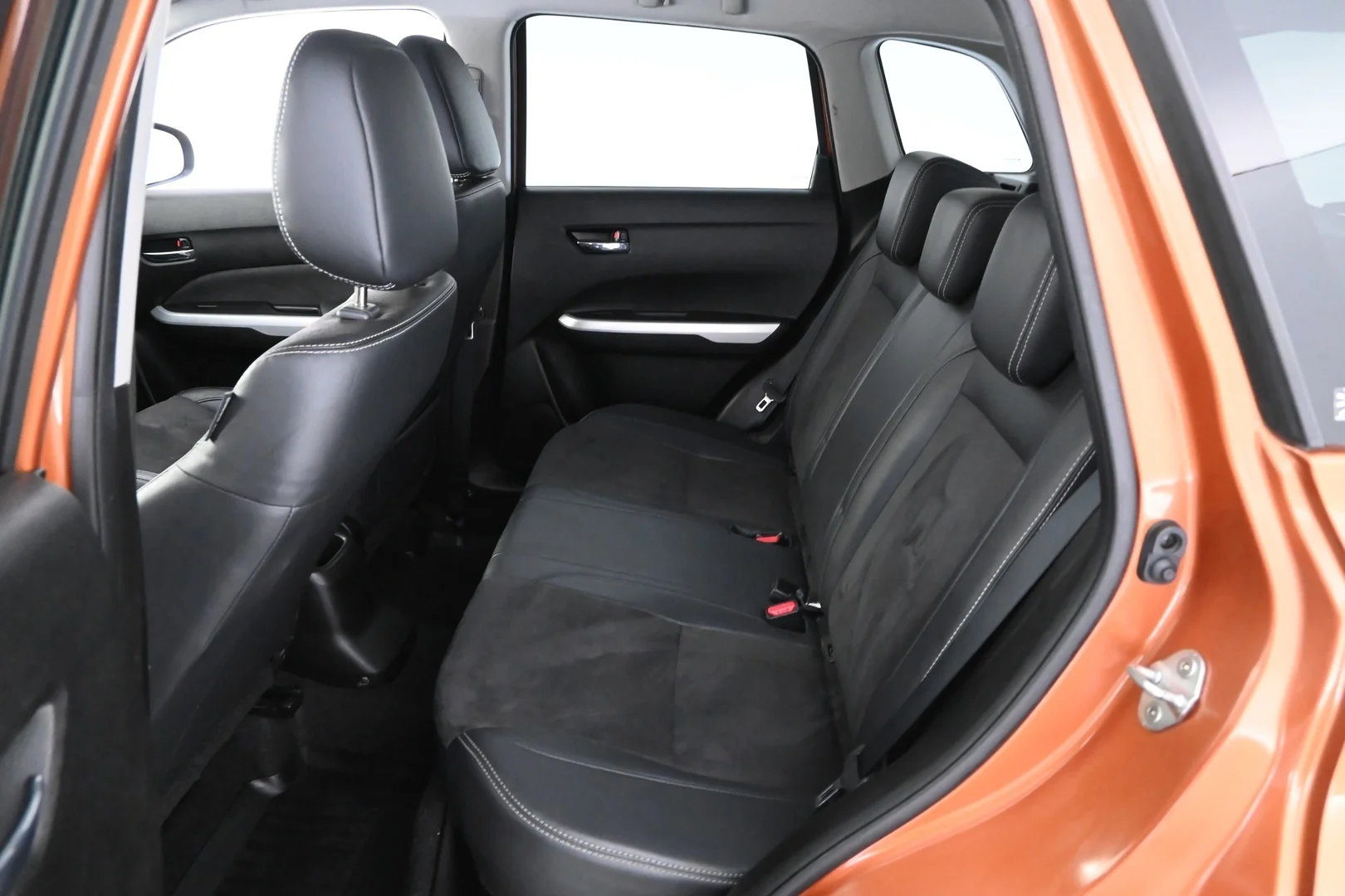 Car Image - 3LOjqb2YLIW5Yps2Y2bdu4