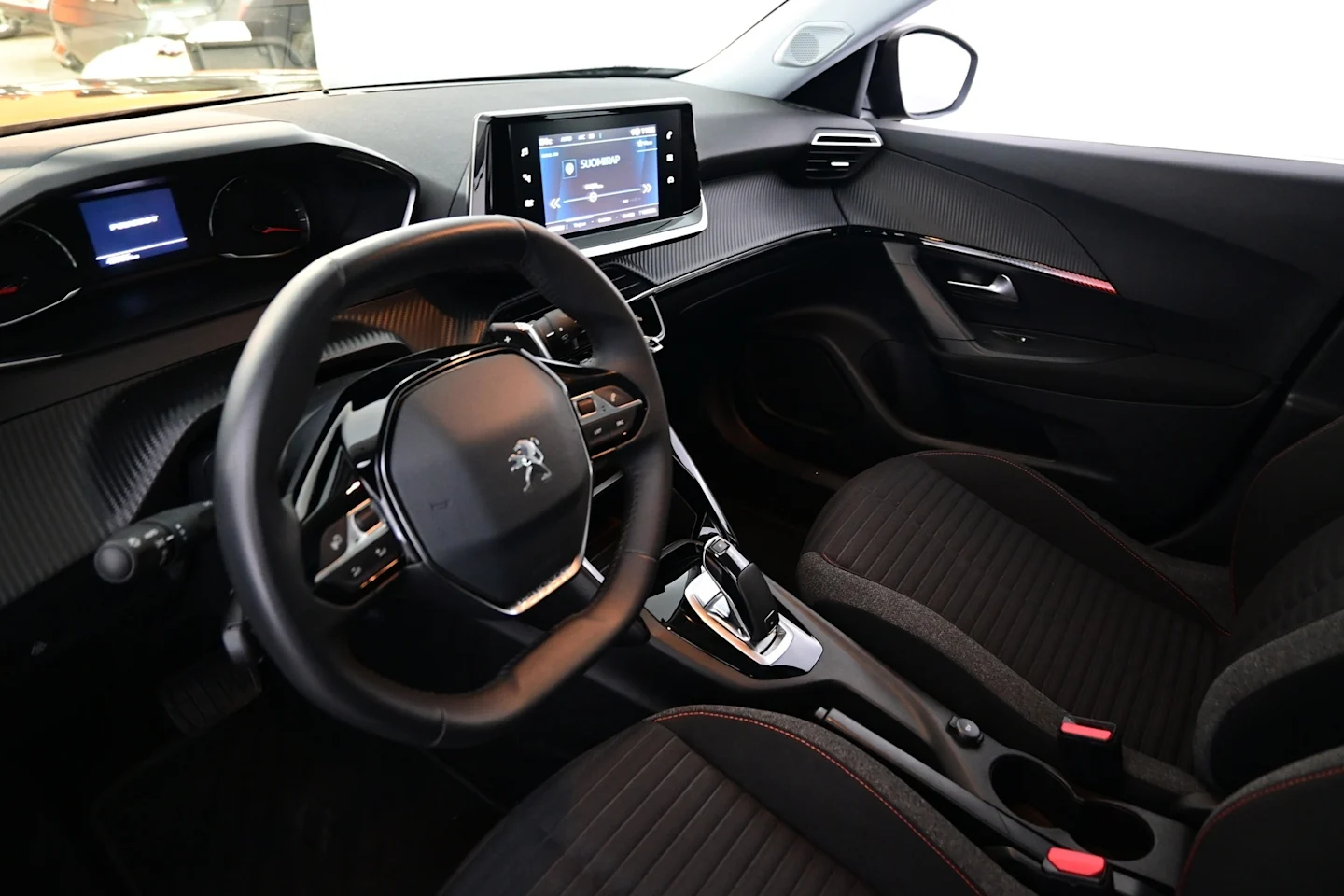 Car Image - 4J8dmckmn9O4xJlWrgYFAQ