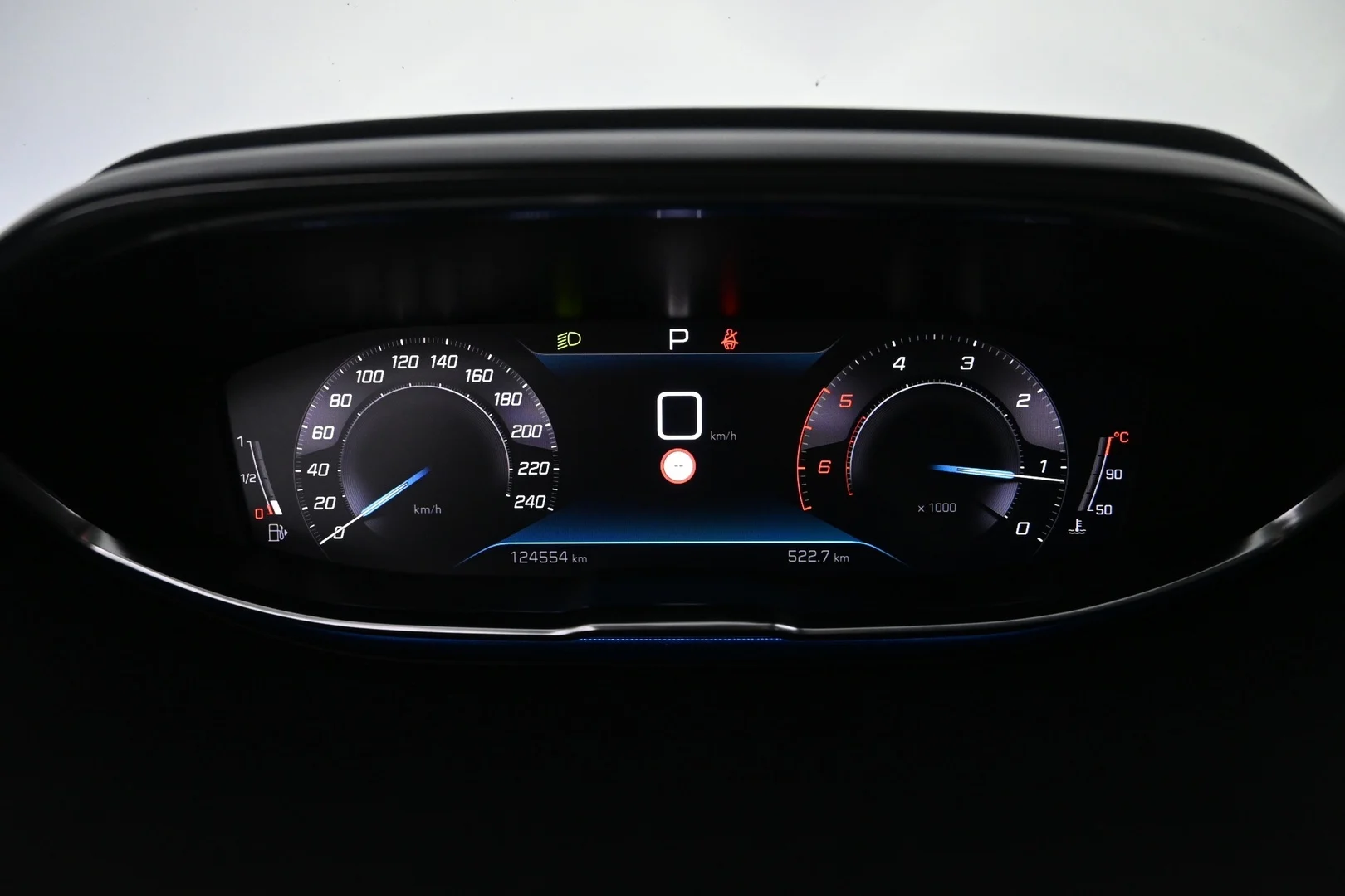 Car Image - 3R0En8F9nL2cBXsMDIMh8N