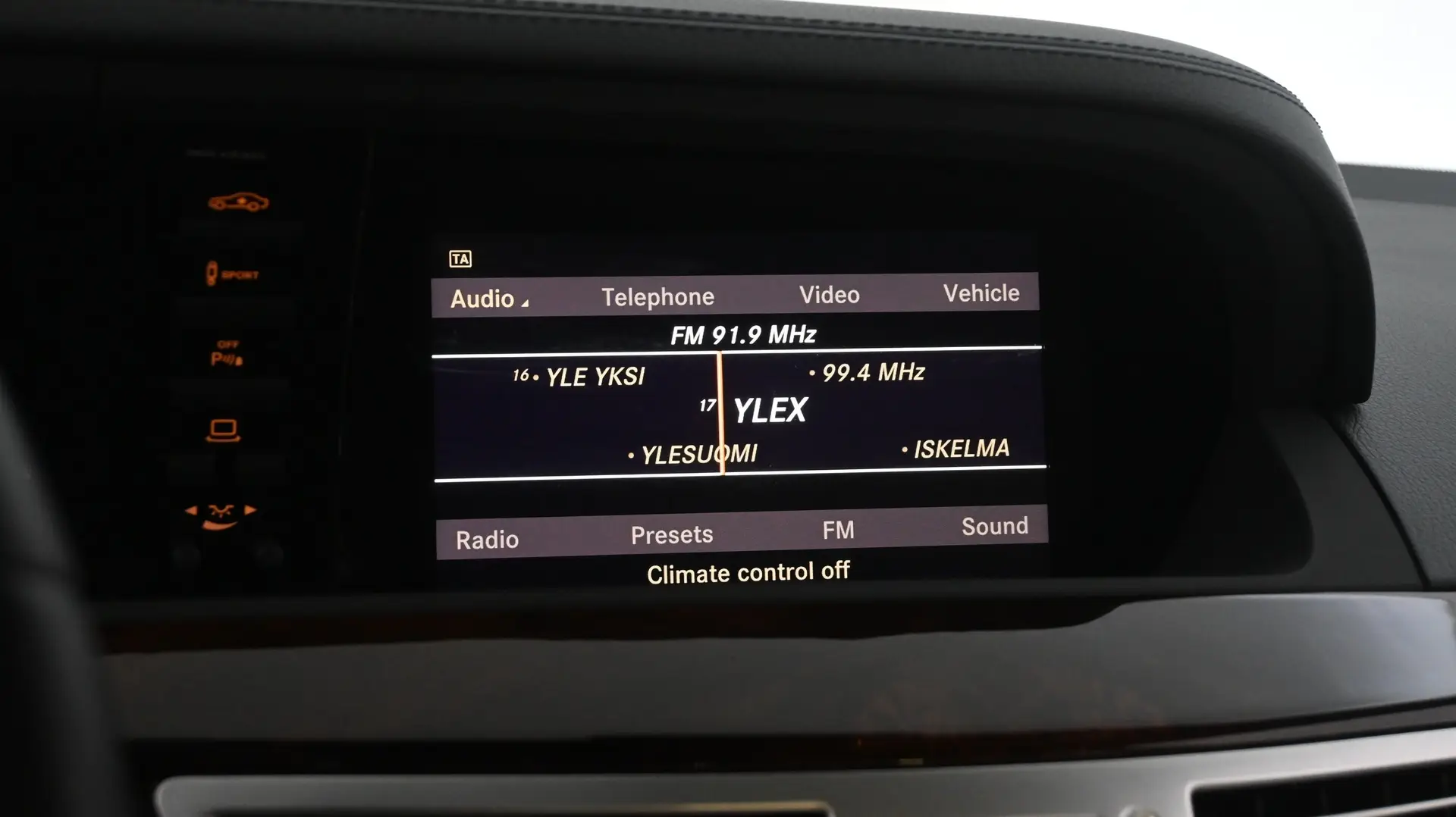 Car Image - 2jjB1OiW6LEvzJjcJ4Rp6z