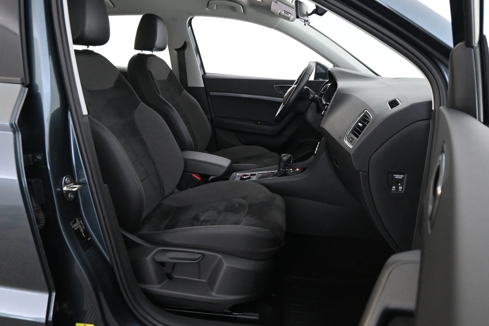 Car Image - 3c74XufYclEDagC9tvi2Os