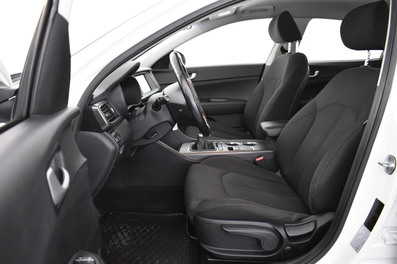 Car Image - 7L7fAJ9H97egxWBGSszTS7