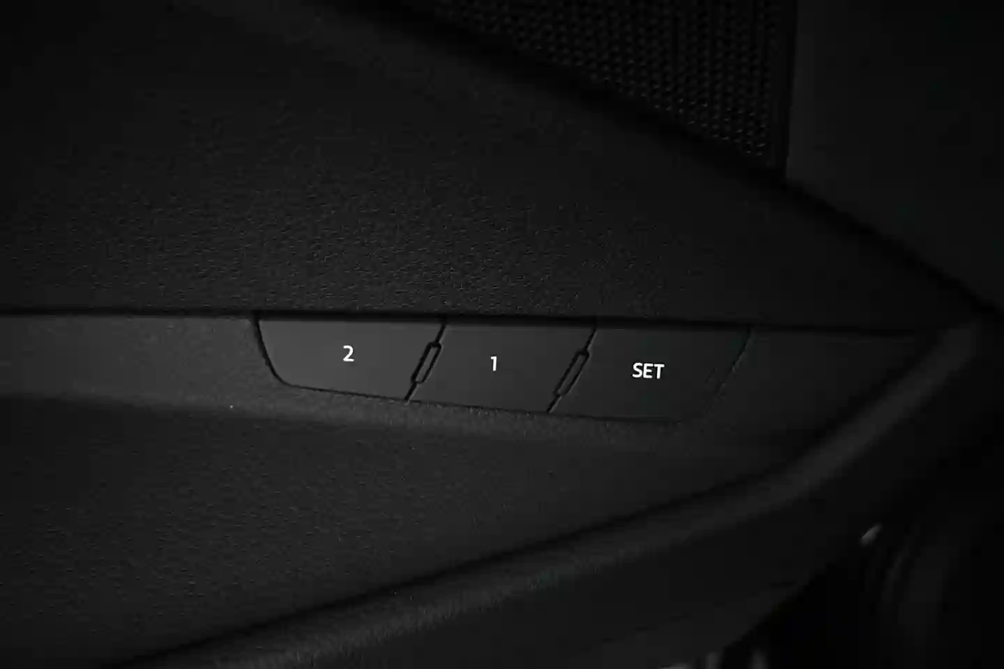 Car Image - 5u9TJip5Nrf9AxCPCv25G9