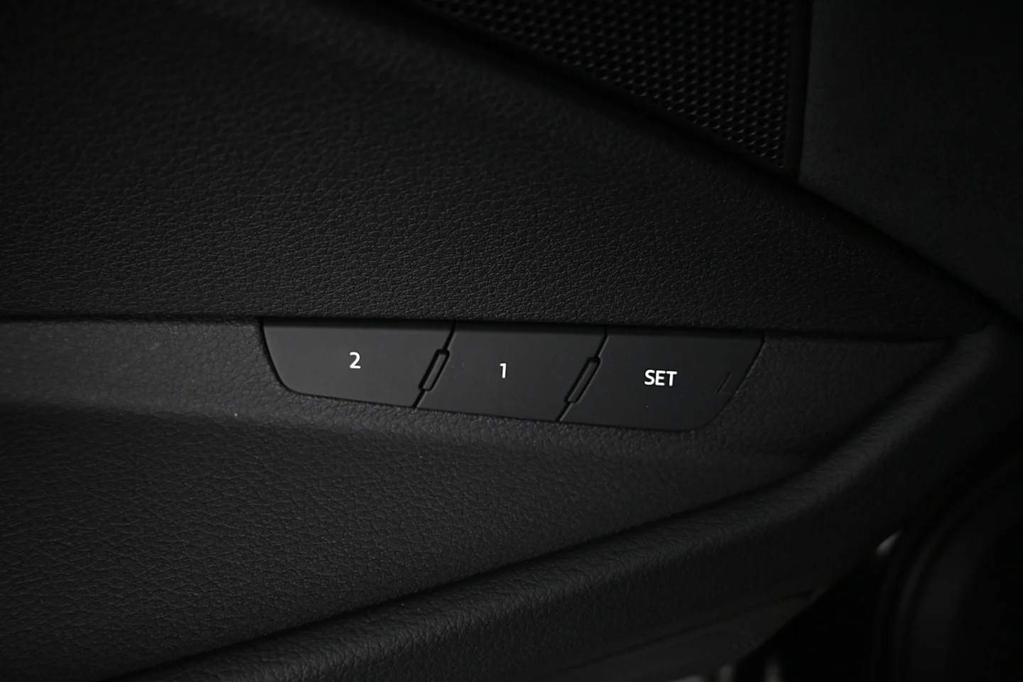Car Image - 5u9TJip5Nrf9AxCPCv25G9