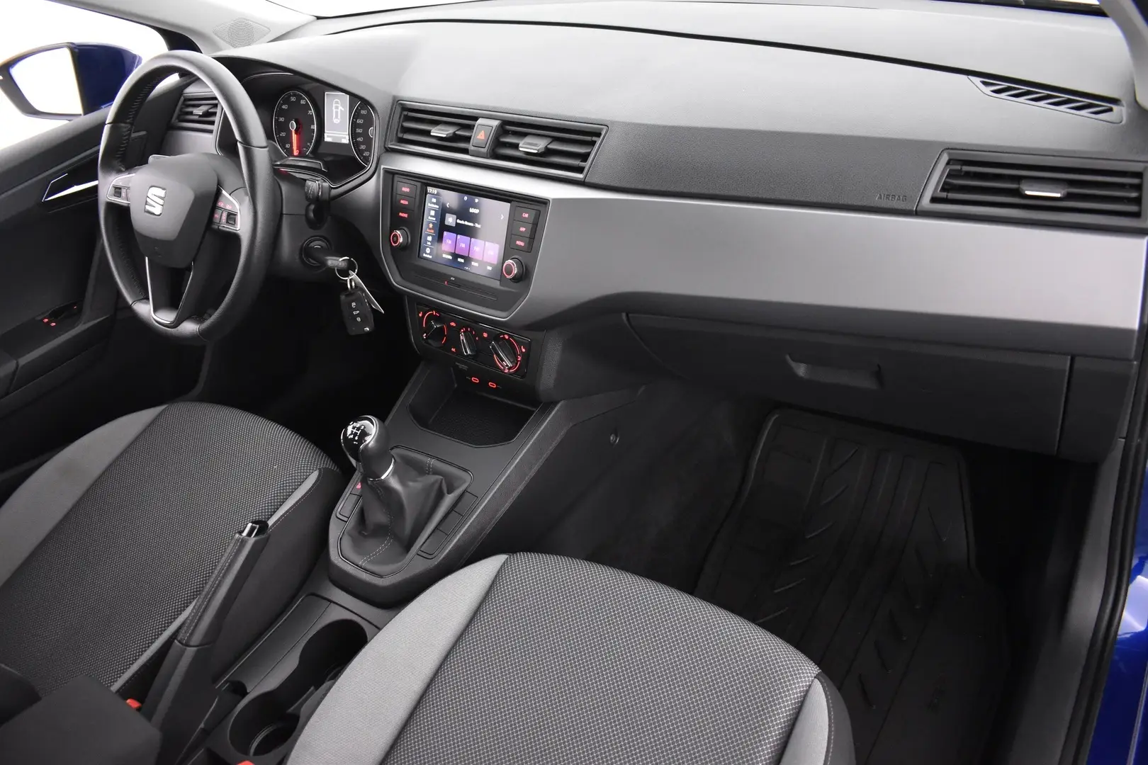 Car Image - sD3hVQn7zpCj1xVE1BDIZ