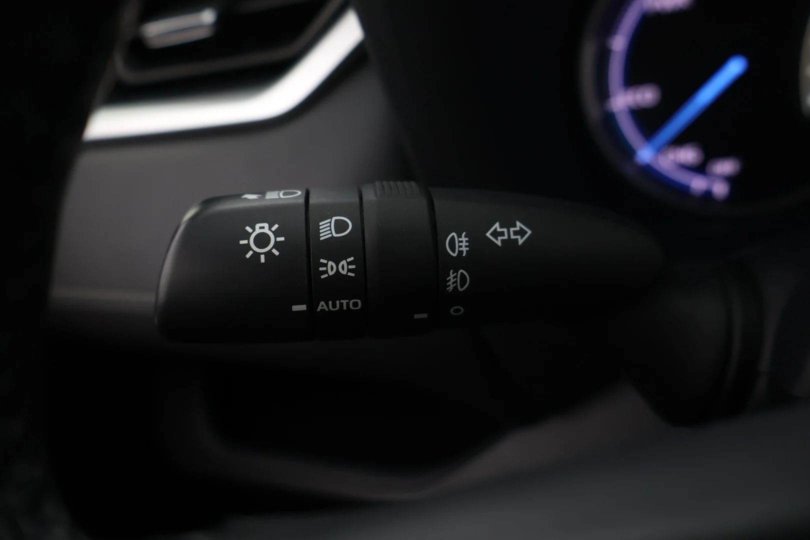 Car Image - 1yHpQxzFO3jfSiNSc350wj