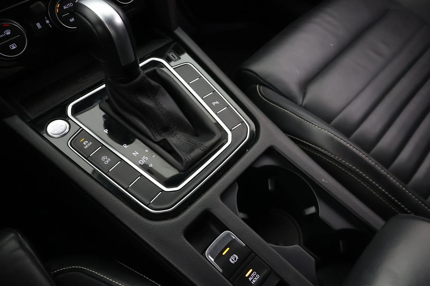Car Image - 5E5lq648n4pISDLD0Ks7rV