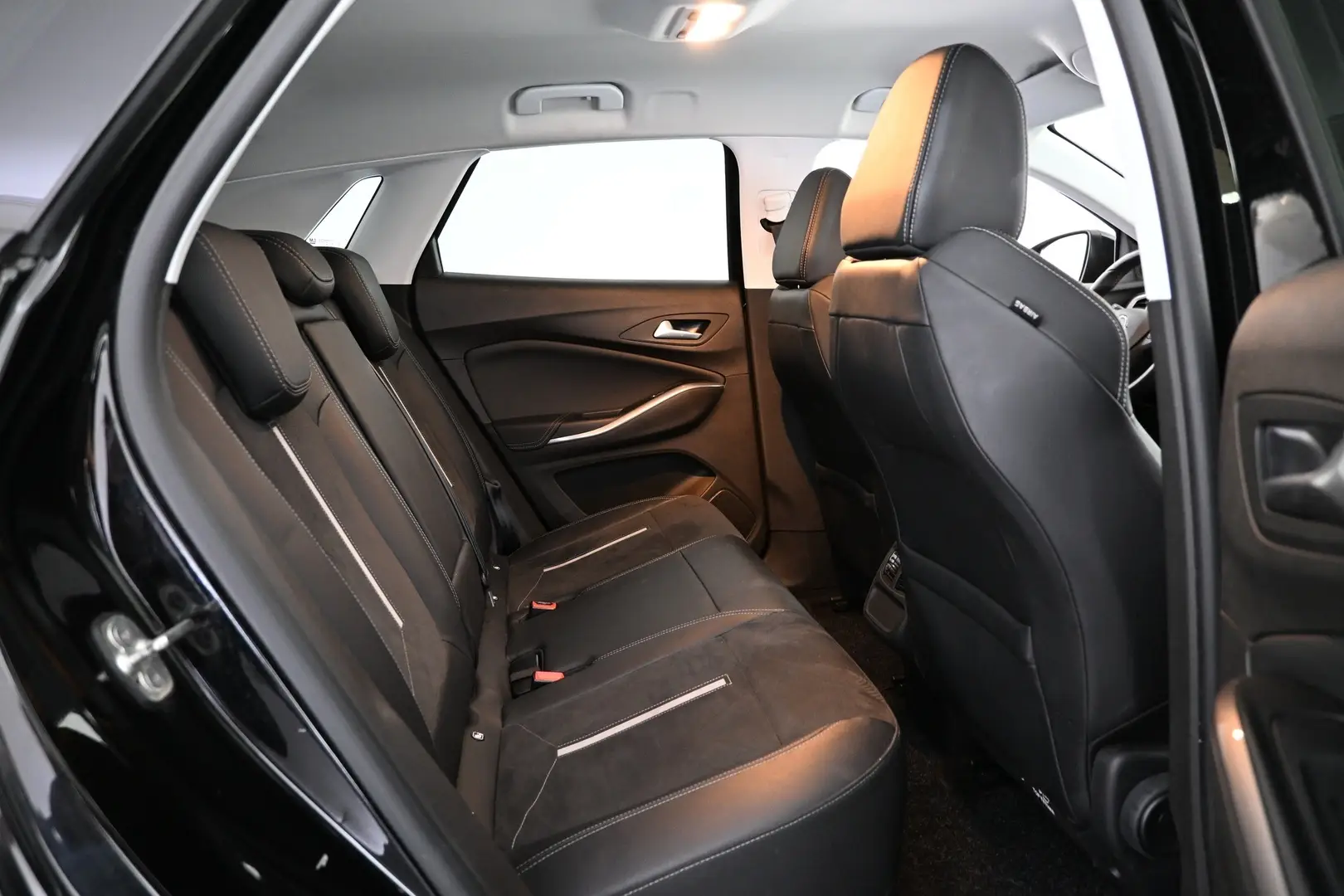 Car Image - 7pRjfkA7uoHeOJ2RVQLG4z