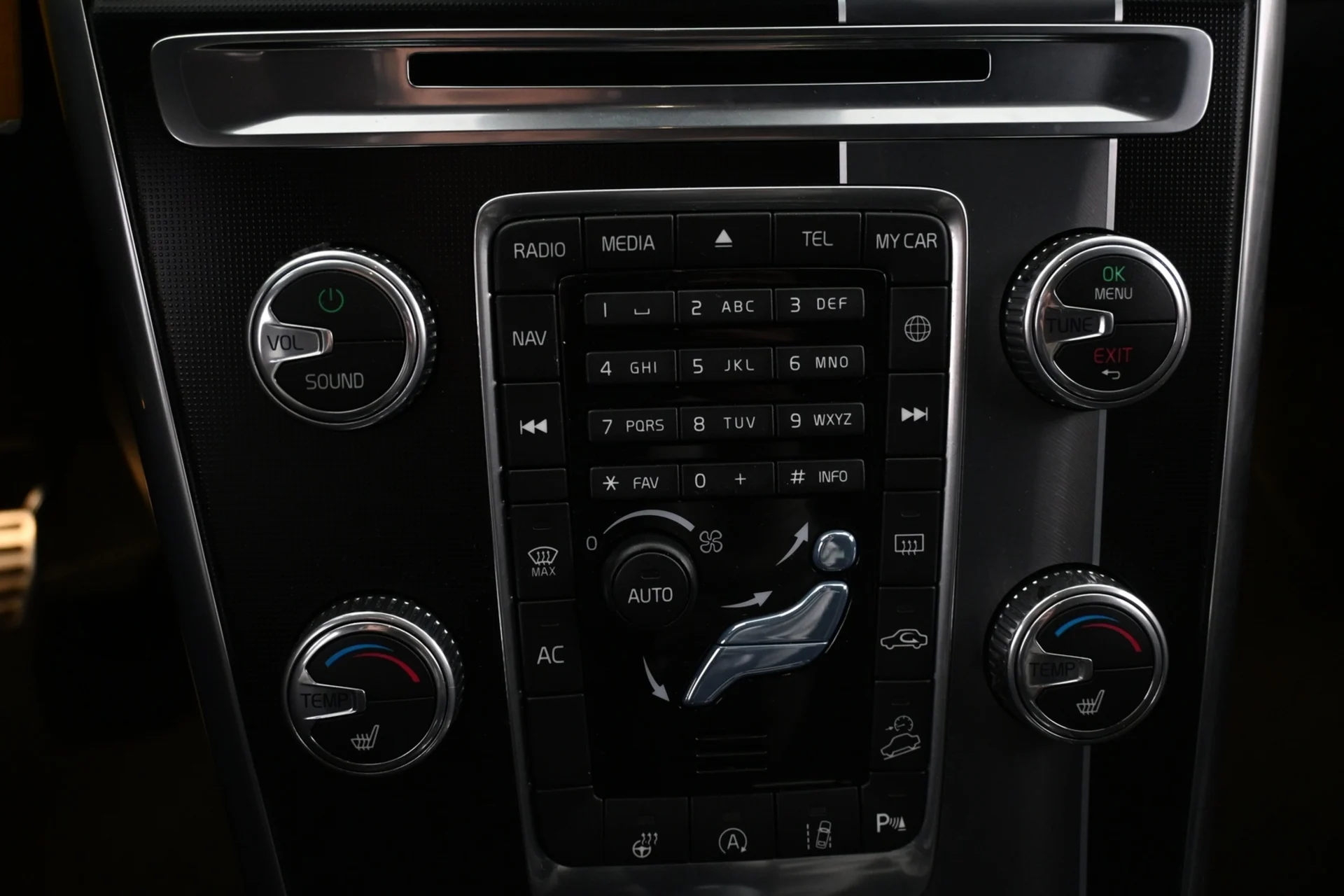 Car Image - 5fyKp4euvDRYNVKHQZyoXp