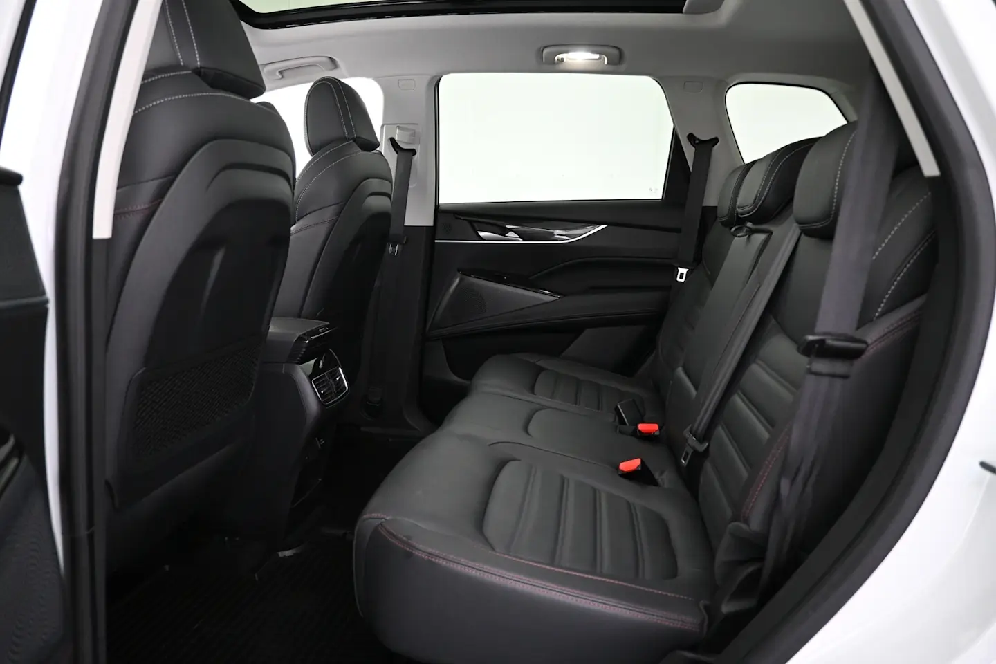 Car Image - 3WFJIC5CPGoAcO7fbf2gTN
