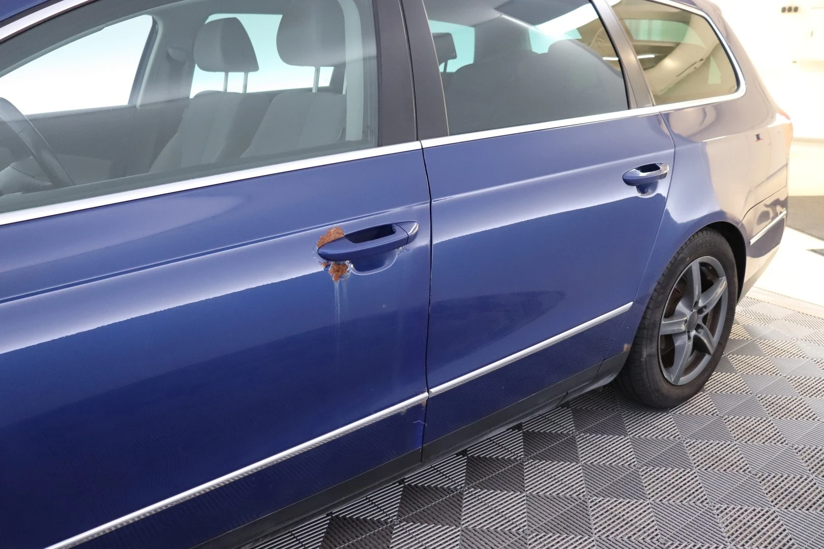 Car Image - 3U3AXnzPFuc1rB47JWTppj