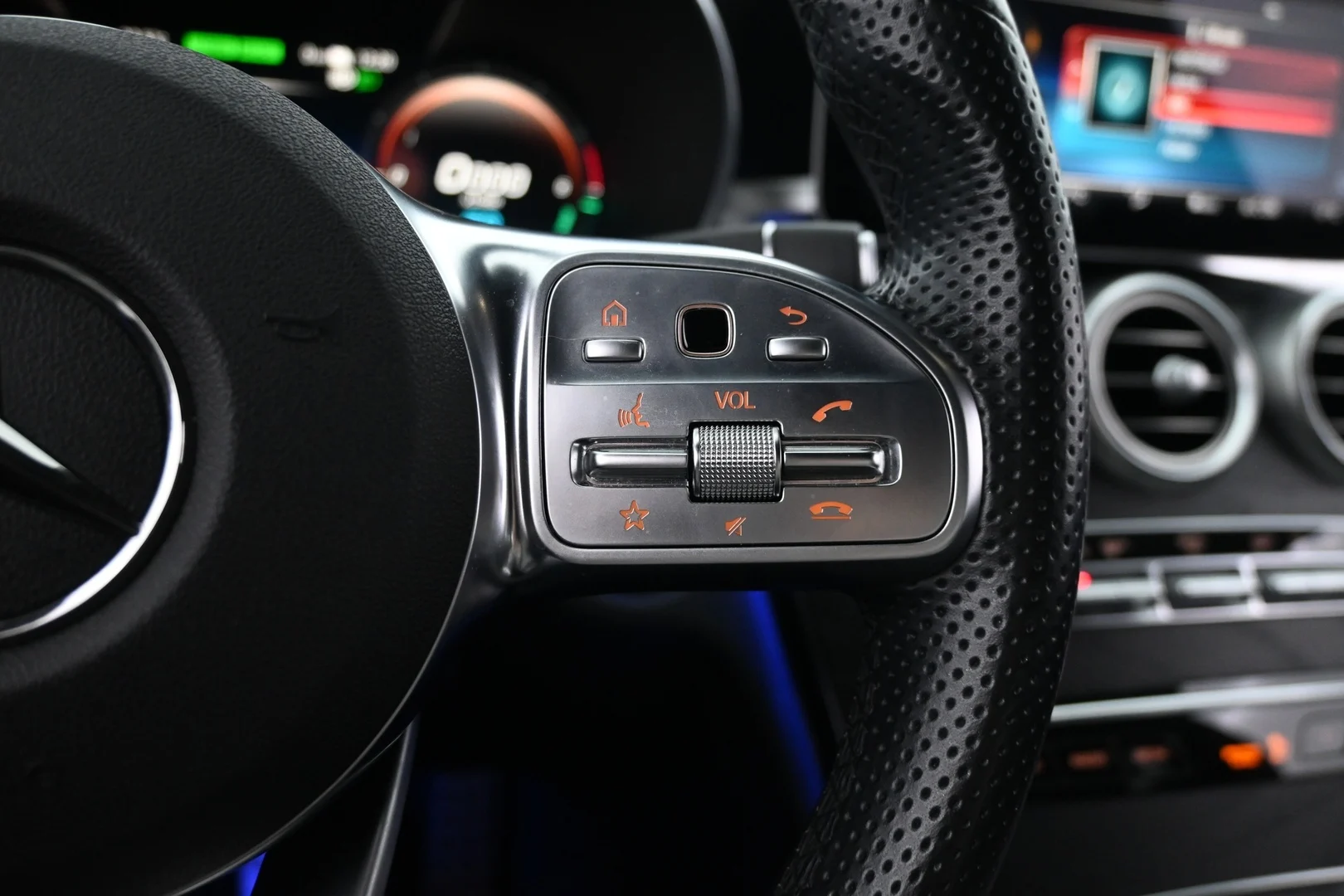 Car Image - 2zX3n8Rje3MiJPoHRIT2b2