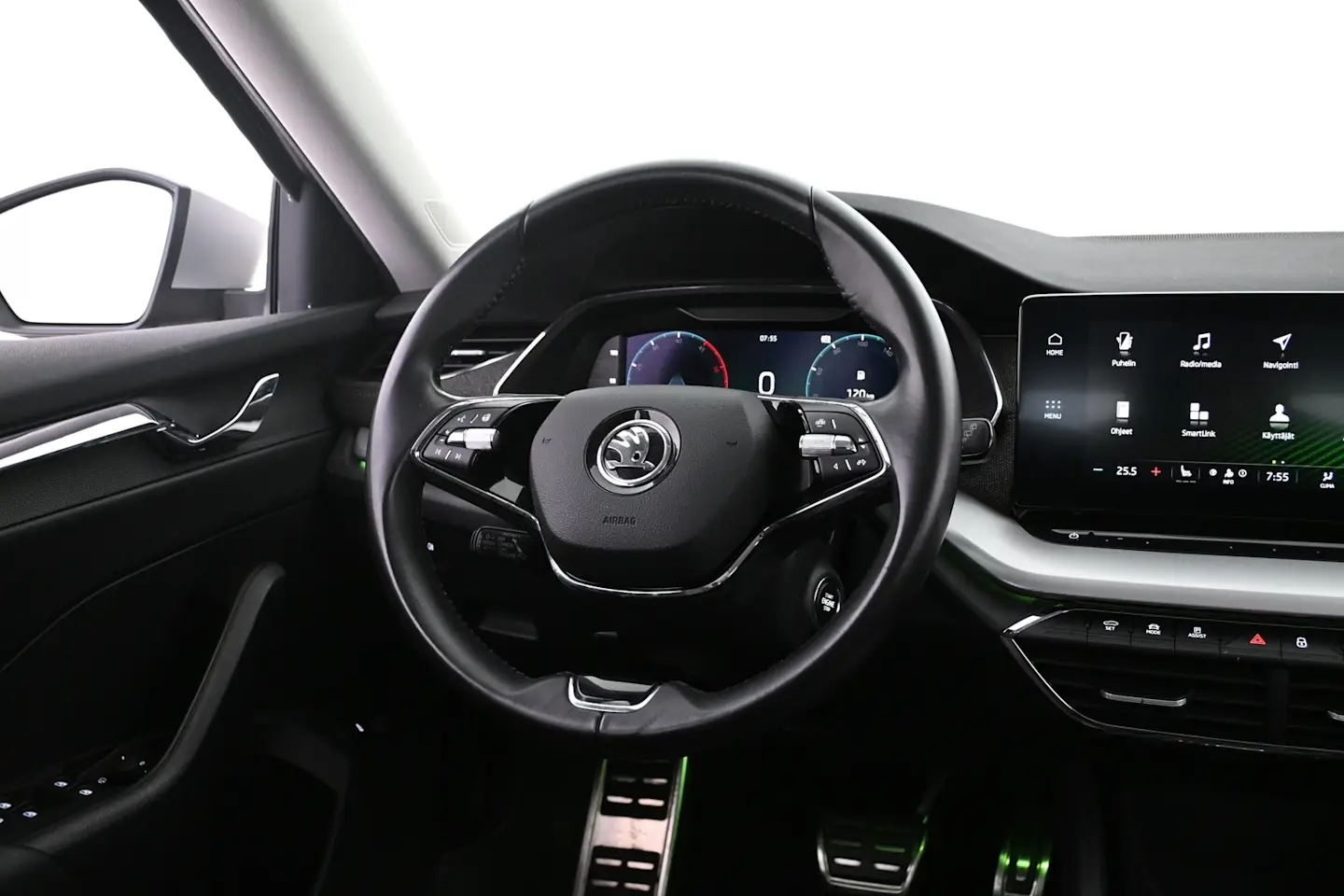 Car Image - UunPpROg0z6VOzF8VRda9