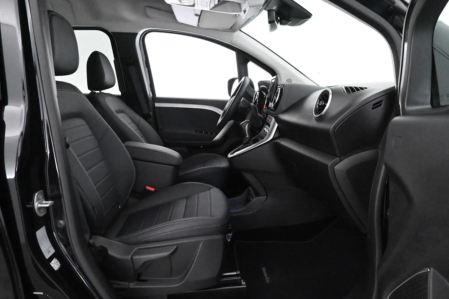 Car Image - 15eZISzVq3PFszvkshjr0V