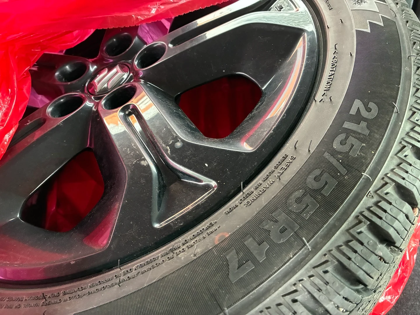 Car Image - 4dt6Do2YSyF8V5c6TejC6c