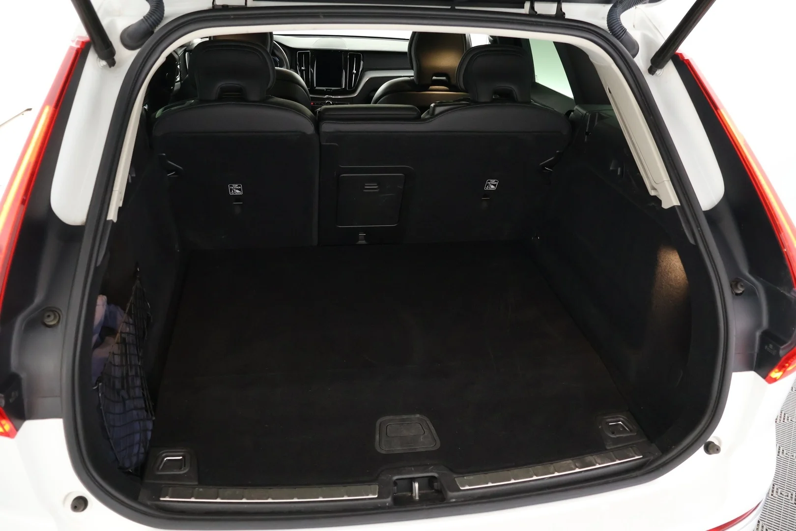 Car Image - 62YYDDZVD697q9Q9emPRoG