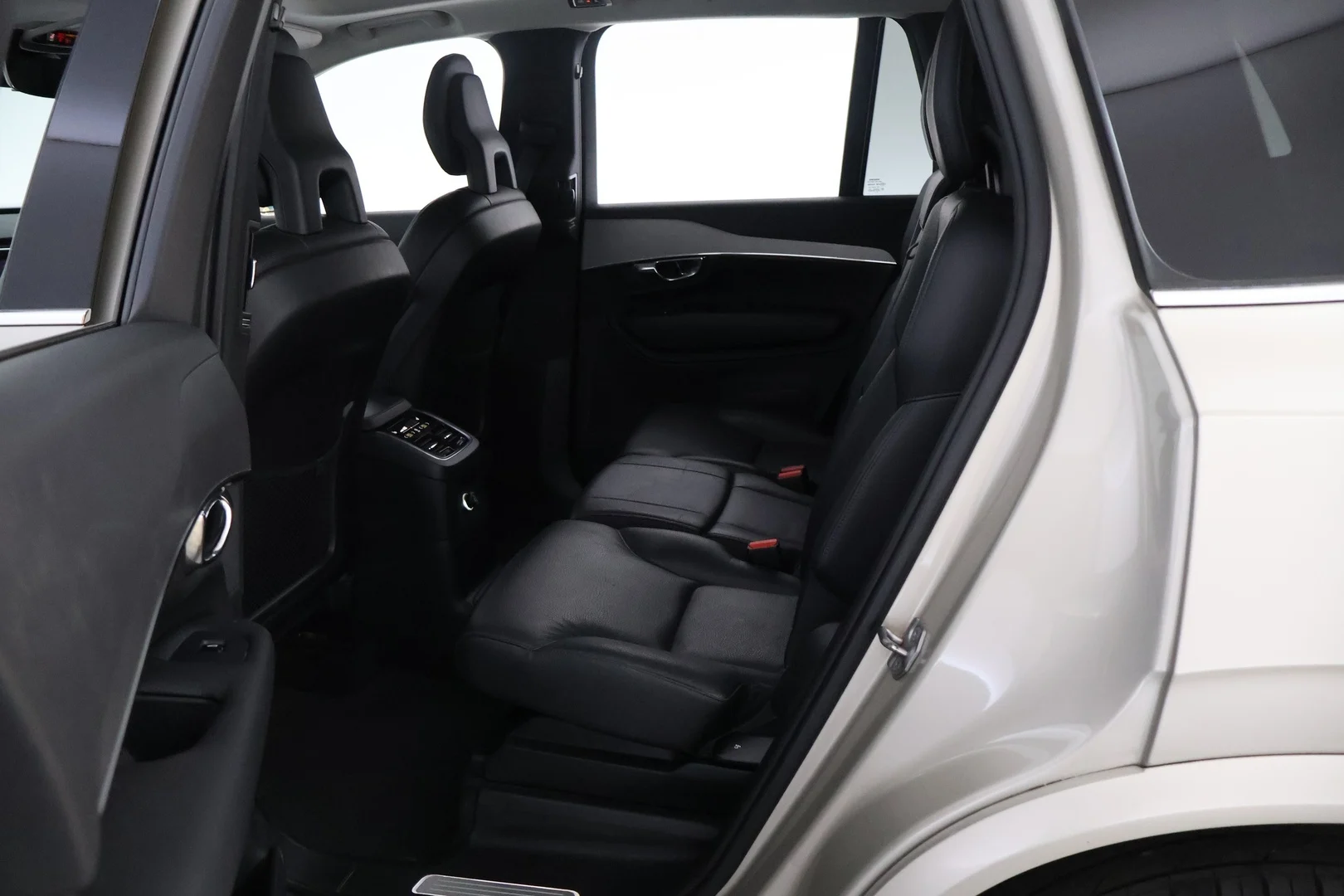 Car Image - 1MHTd4aLh0gw8NZjdUV26r
