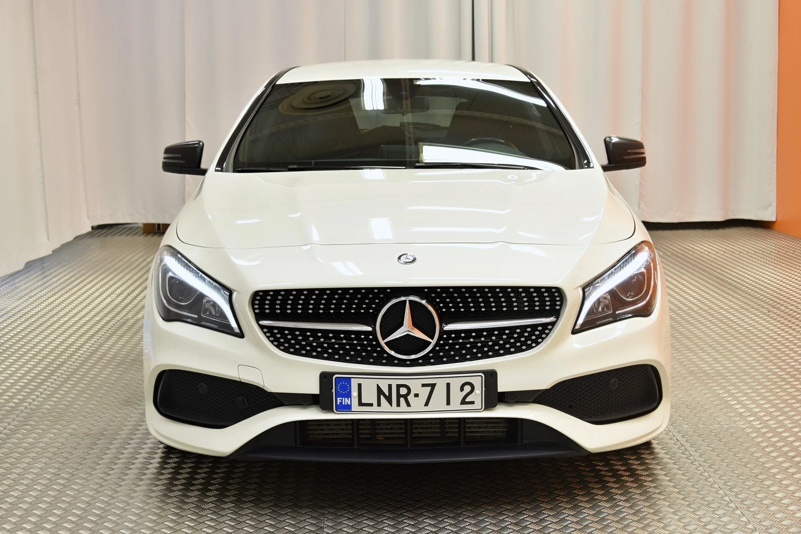 Car Image - 5xeVc0hE3MOsDogtoi97Eq