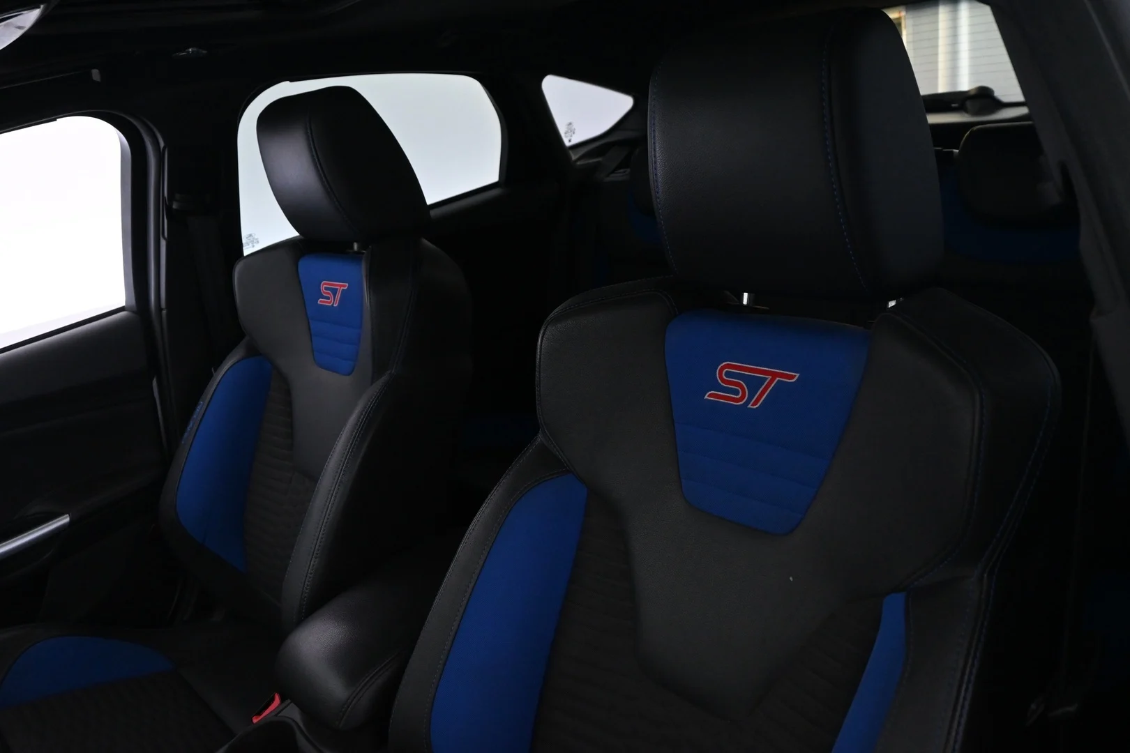 Car Image - 189ViS7W24WpHWYCJXnUsy